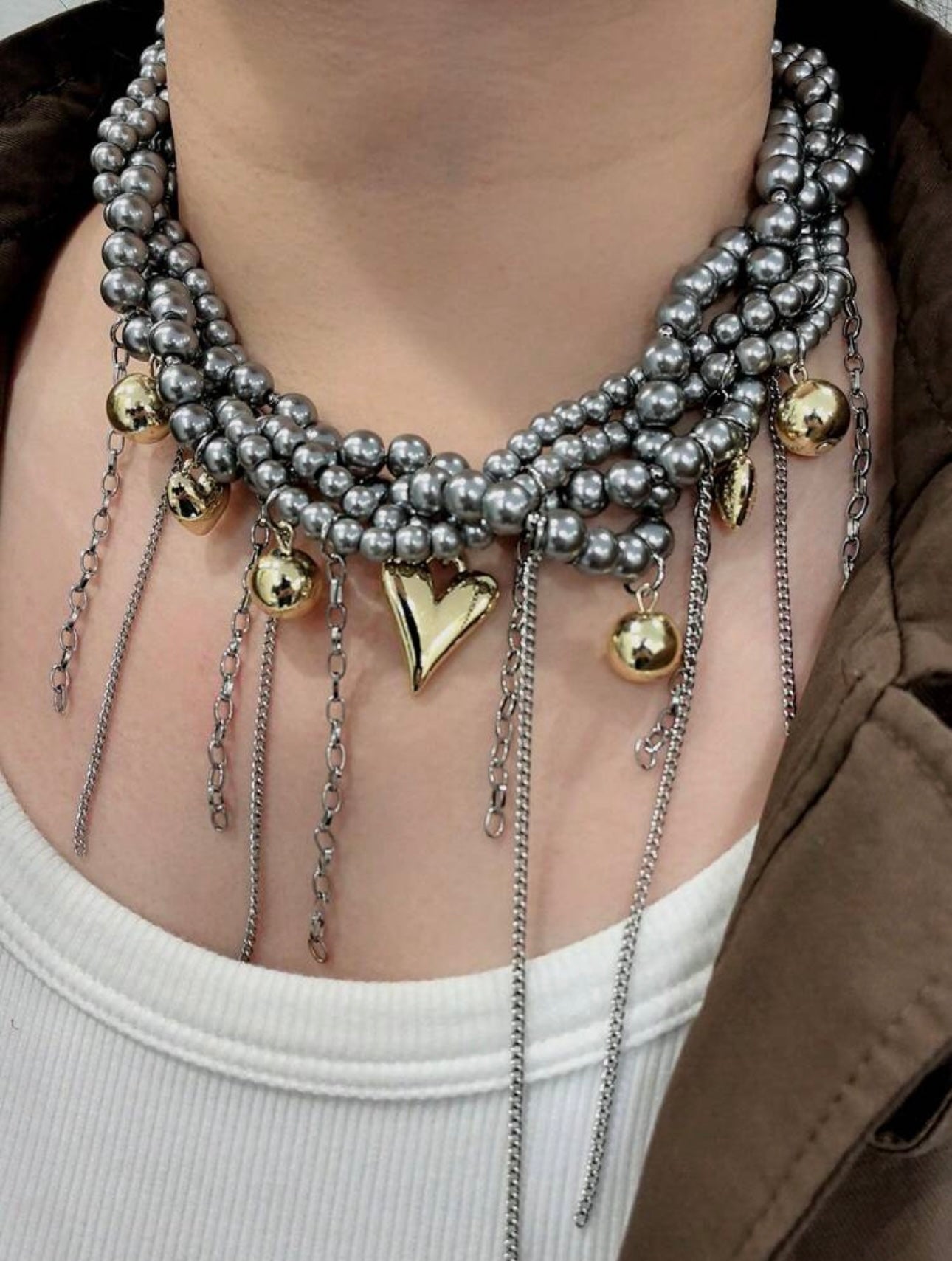 Pearl heart charms Neckpiece