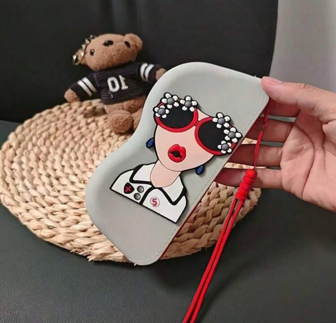 Silicon sunglass case