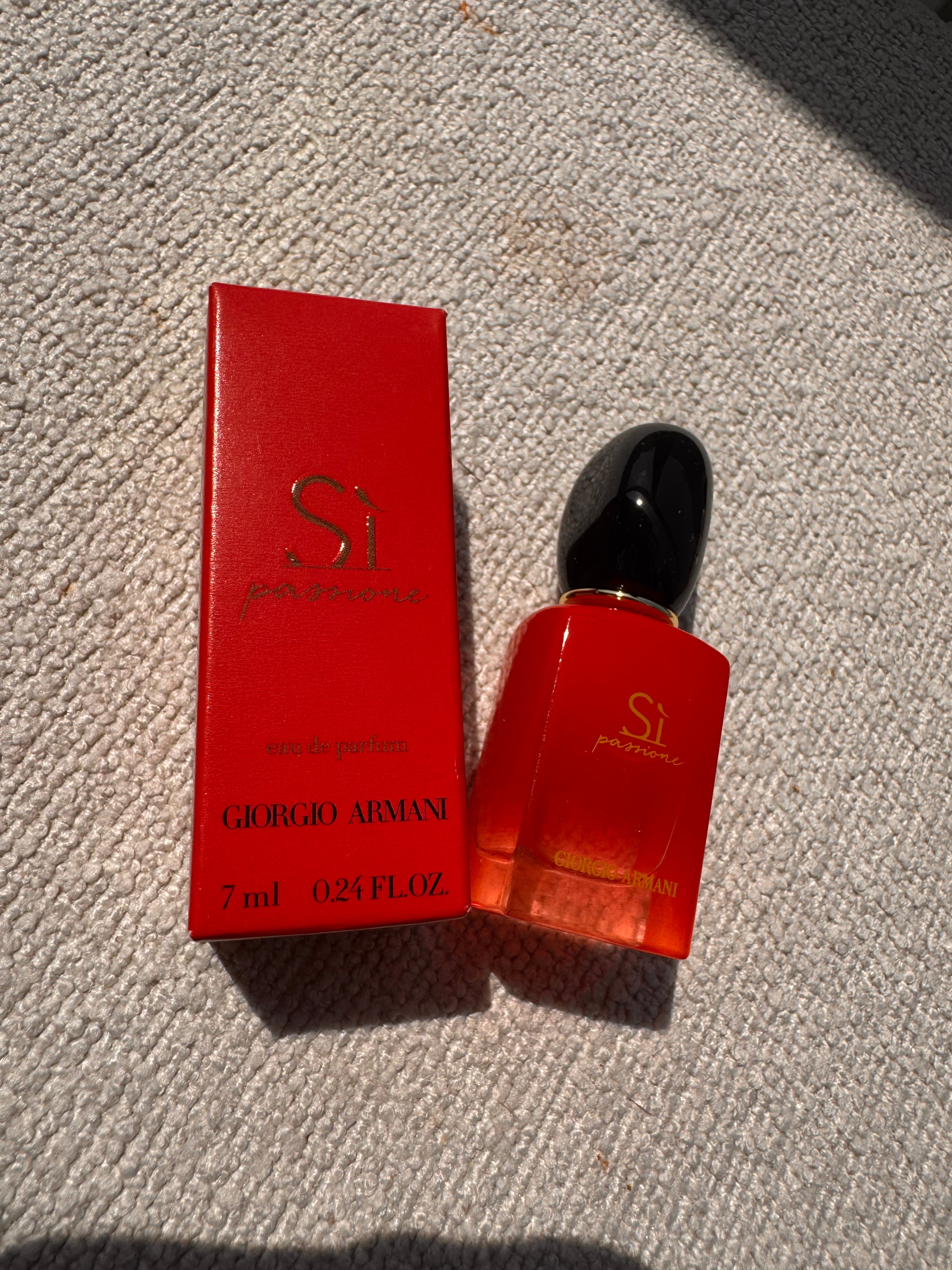 Miniature perfume 2