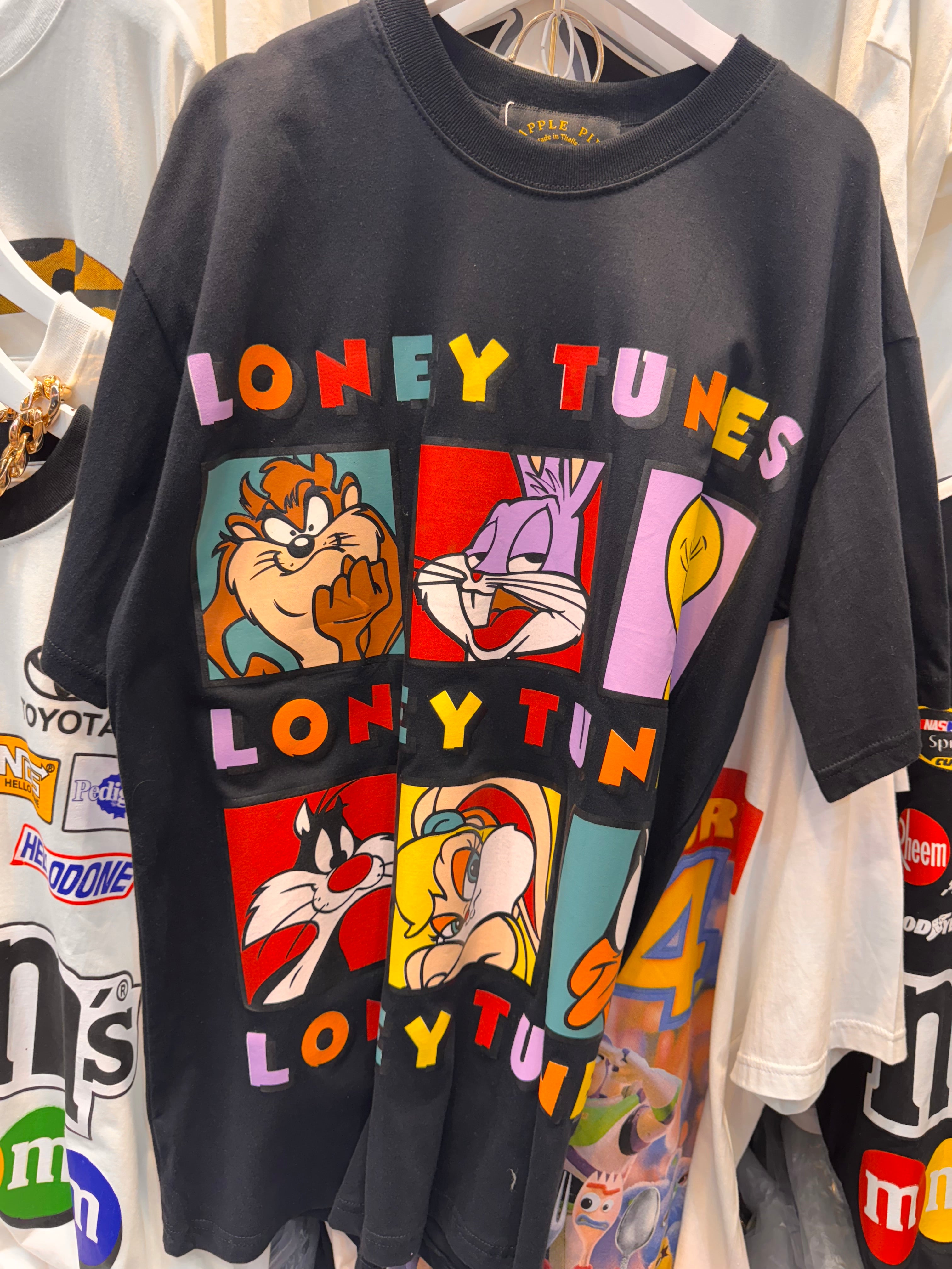 LONEY TUNES TSHIRT