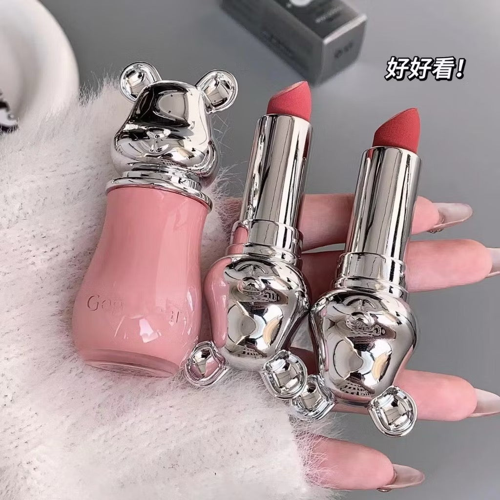 Mickey Min lip color