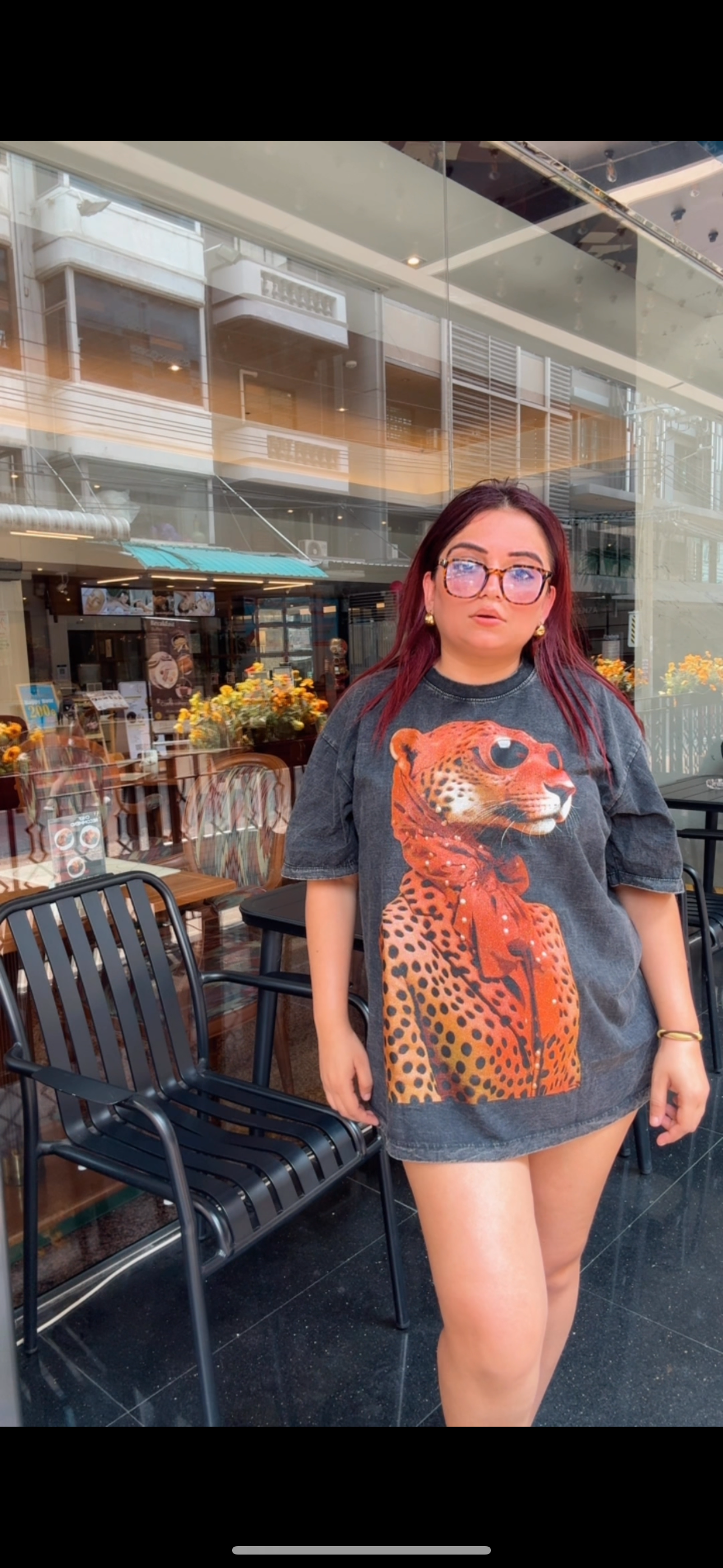 Wild tshirt with tiger glasses
