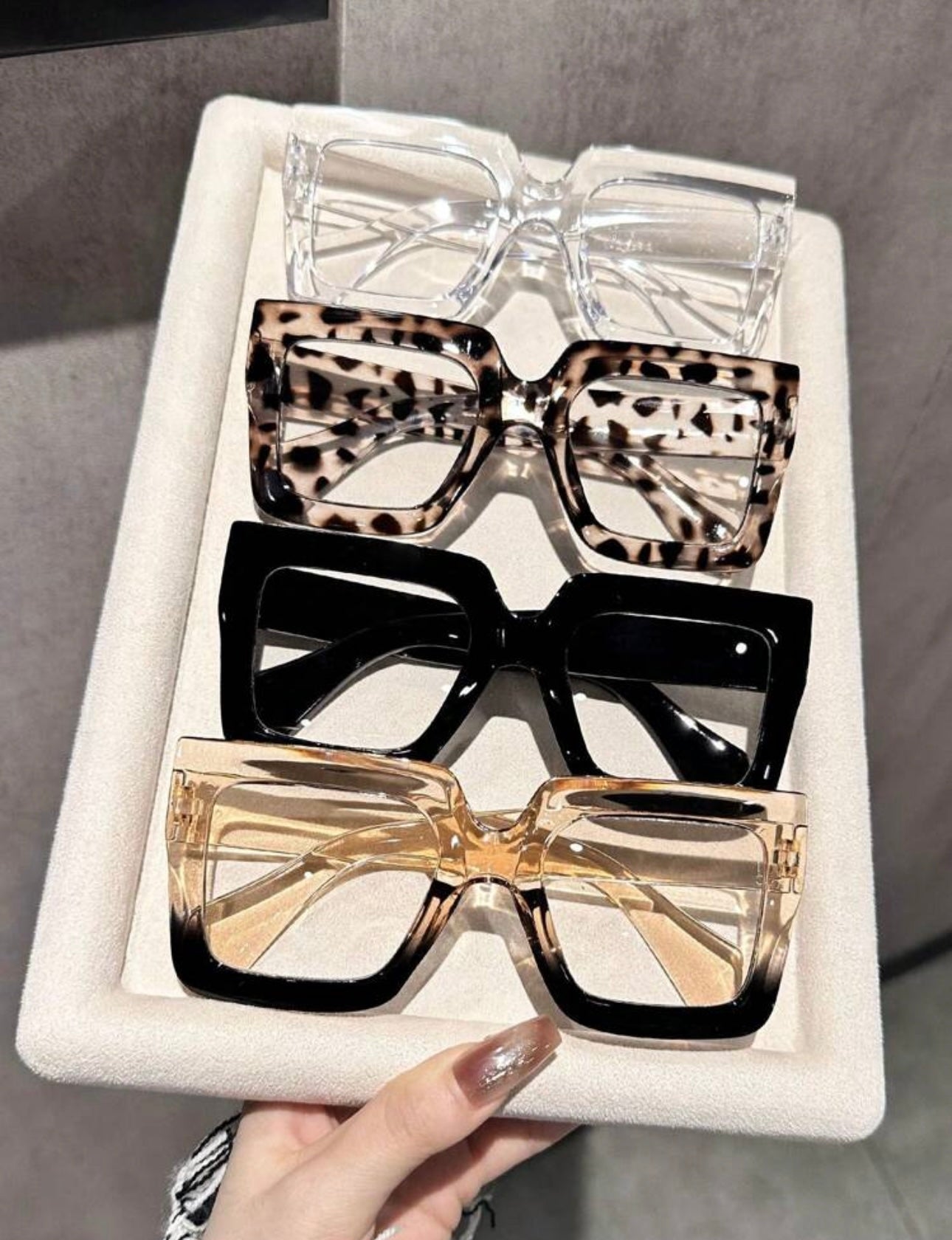 4pcs Women Geometric Large Frame Plastic Casual Style Classic Chunky Modern Simple Style Portable Glasses Combination For Driving Daily Life Reading Decoration For Summer Beach Vacation,Outdoor,Travel