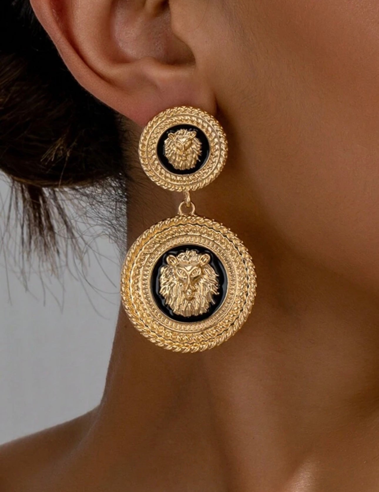1 Pair Of Vintage Lion Earrings For Daily Commuting And Participating In Parties
