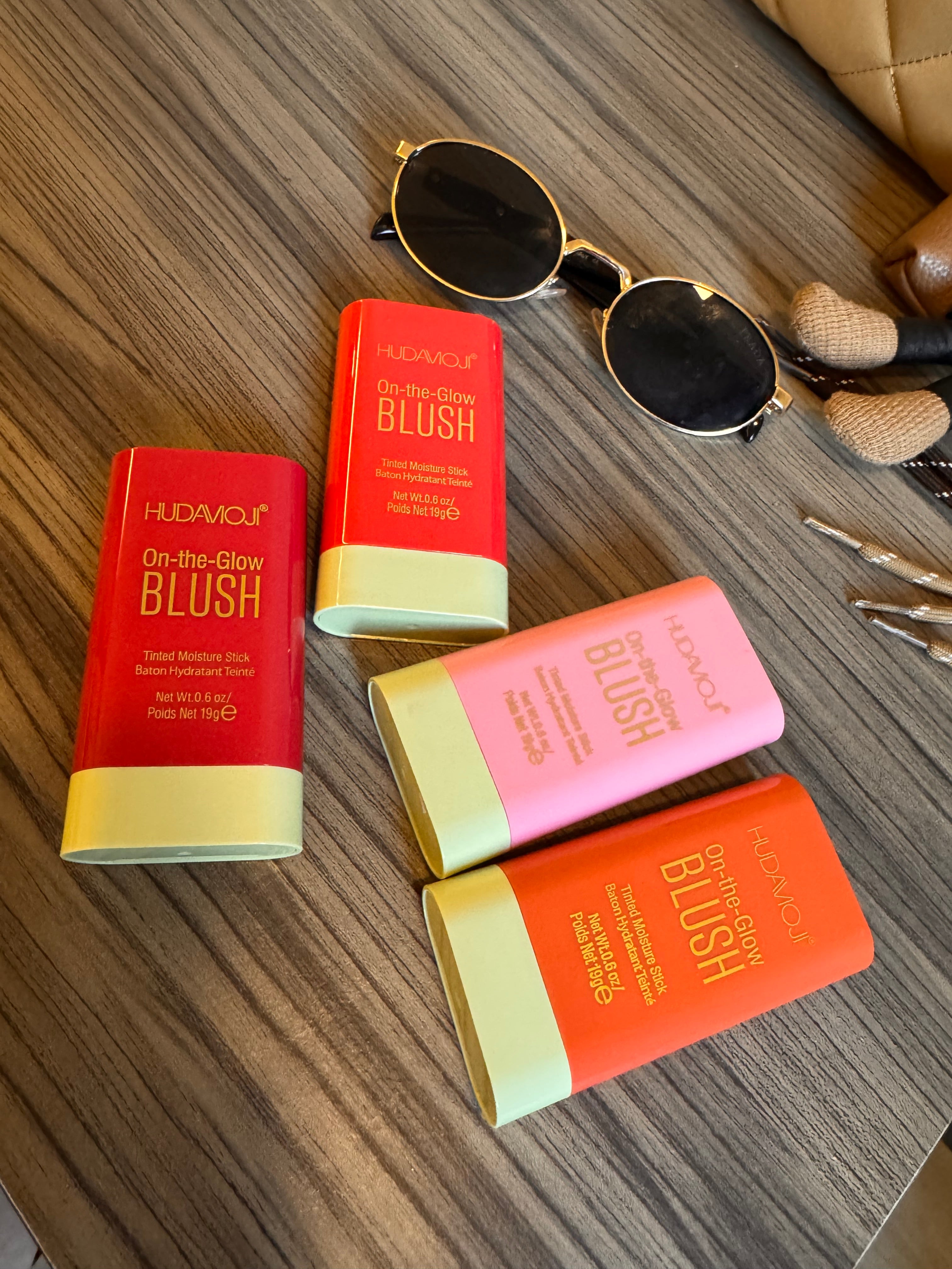 Blush rotating blush stick