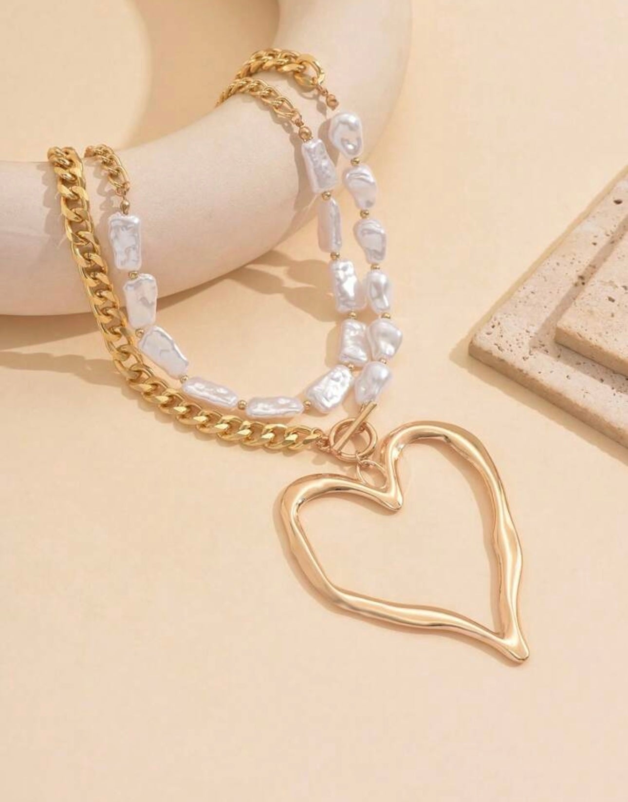 2pcs Vintage Exaggerated Fashion Metal Heart Pendant Necklace, Women Necklaces
