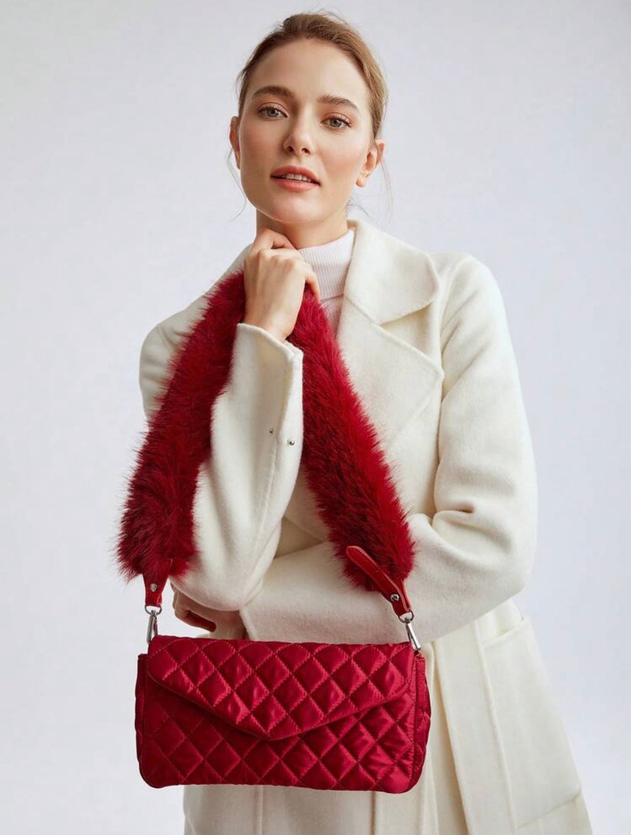 QUILTED FAUX FUR STRAP BAG