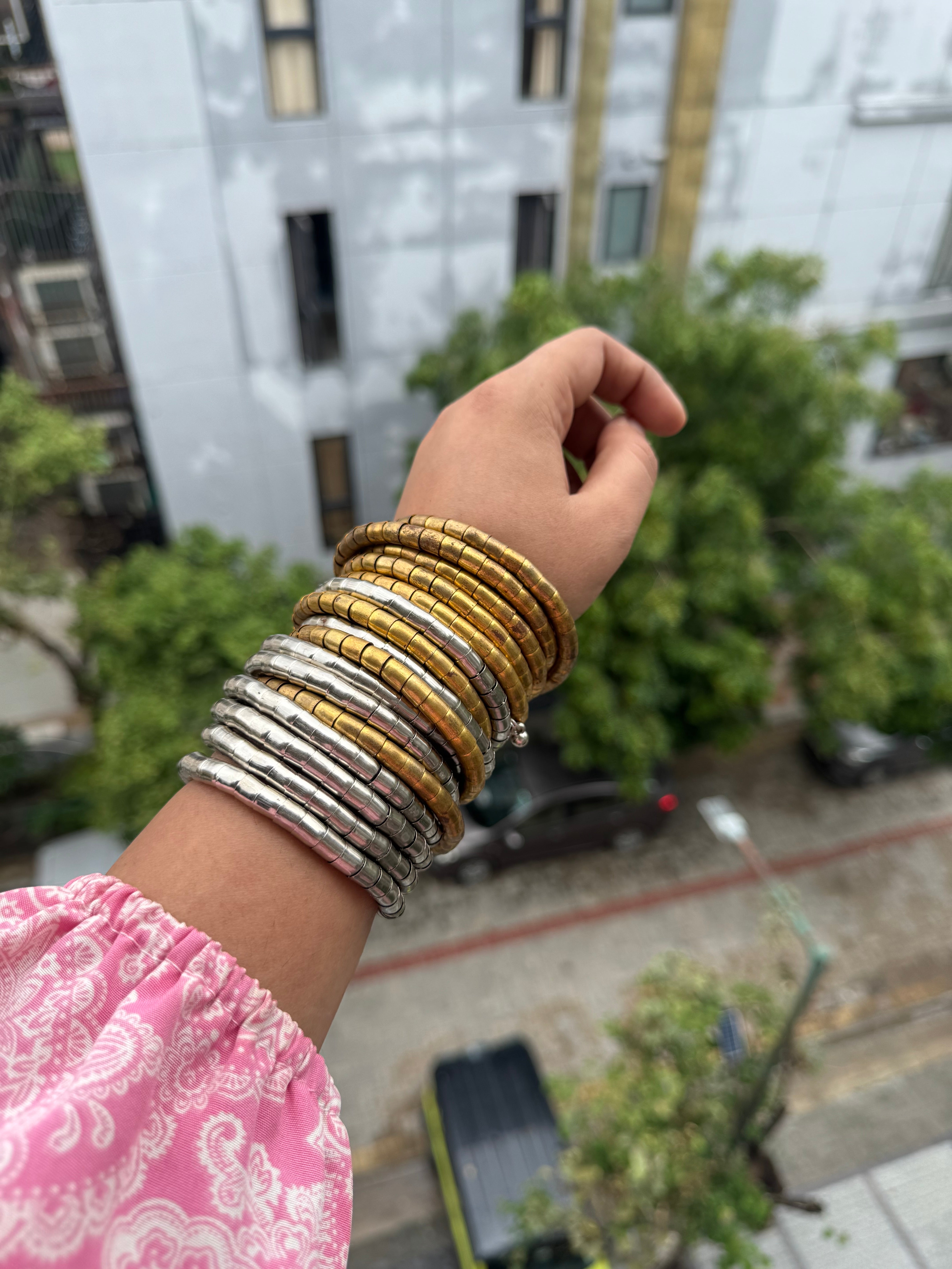 Wrist adjustable circles (set of 2)