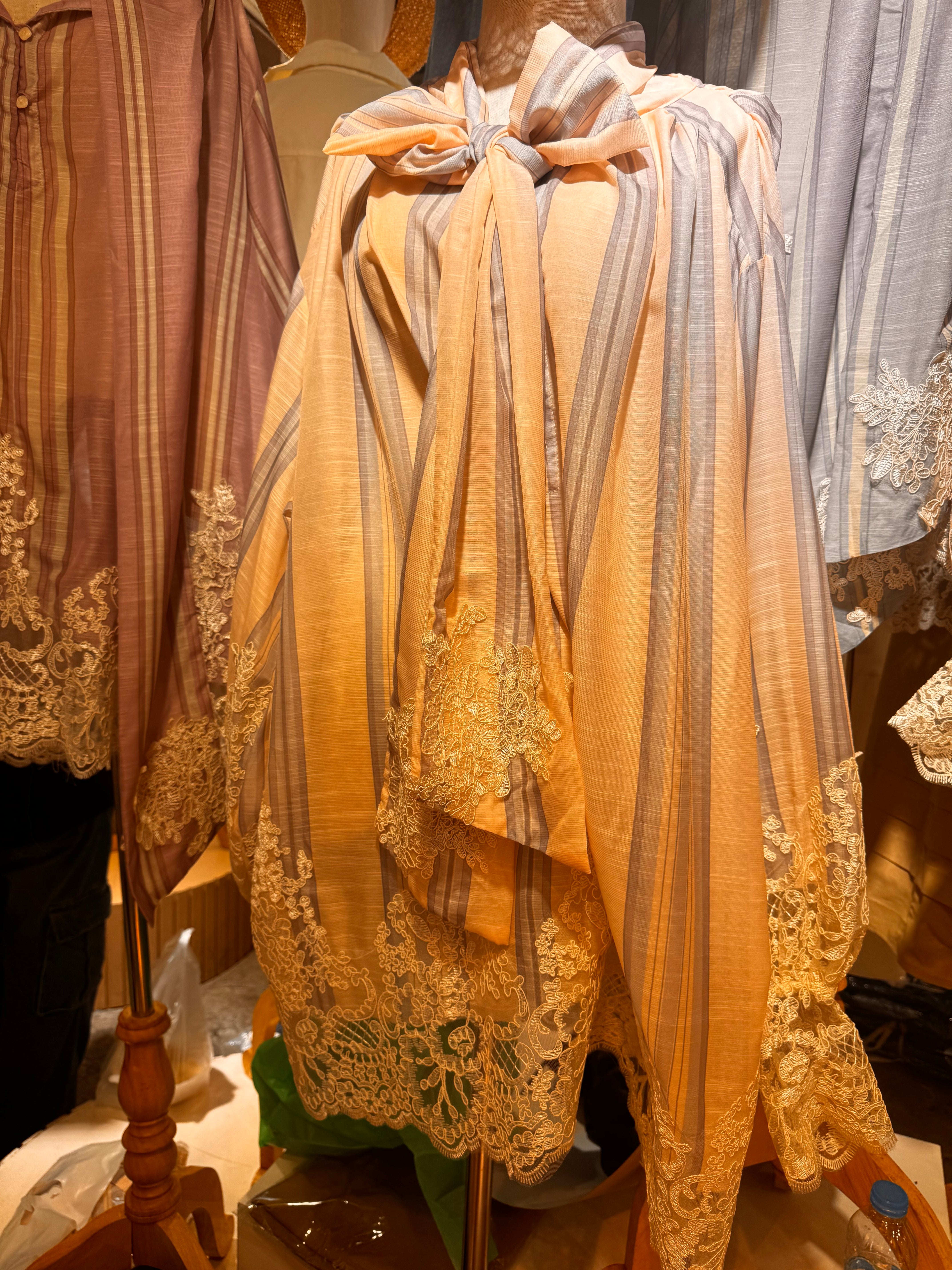 Embroided long top with stole