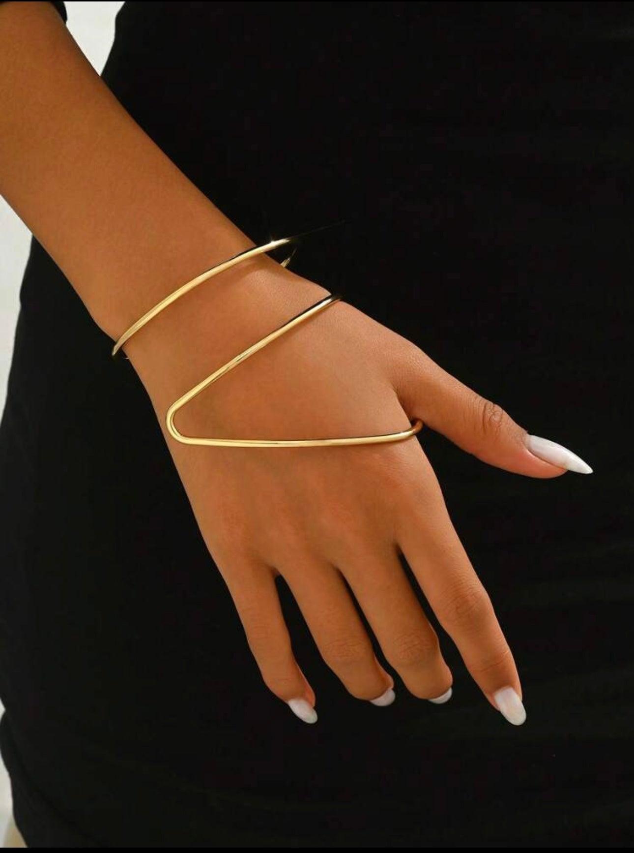1pc Minimalist Exaggerated Geometric Bangle For Women