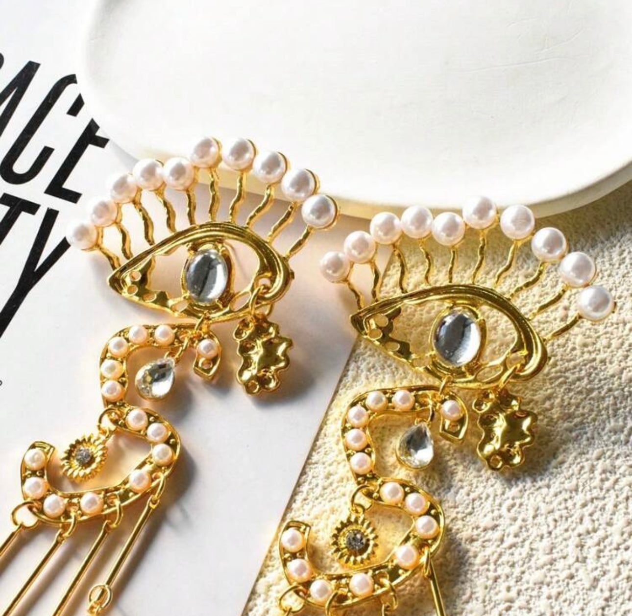 Eye Earings