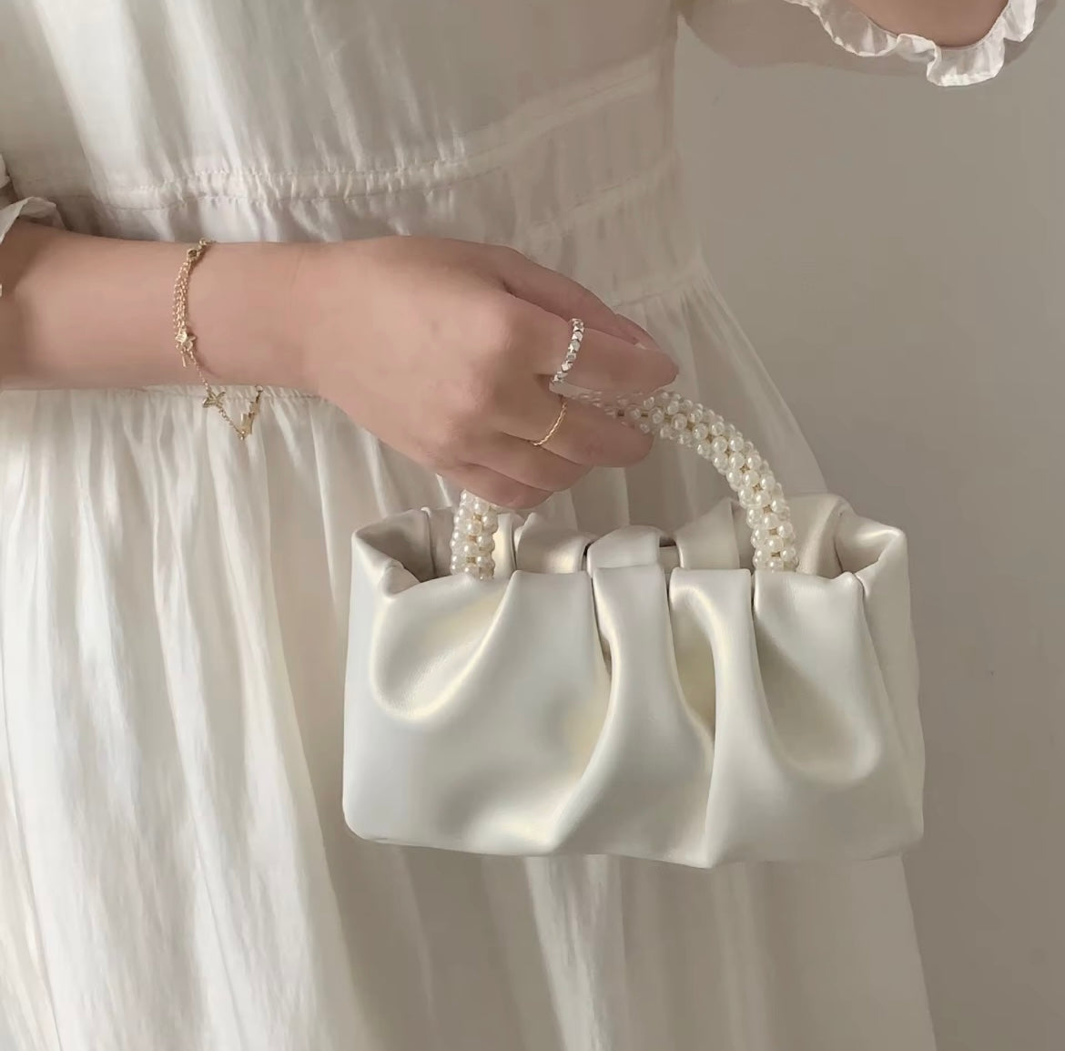 White Pearl Handle Bag