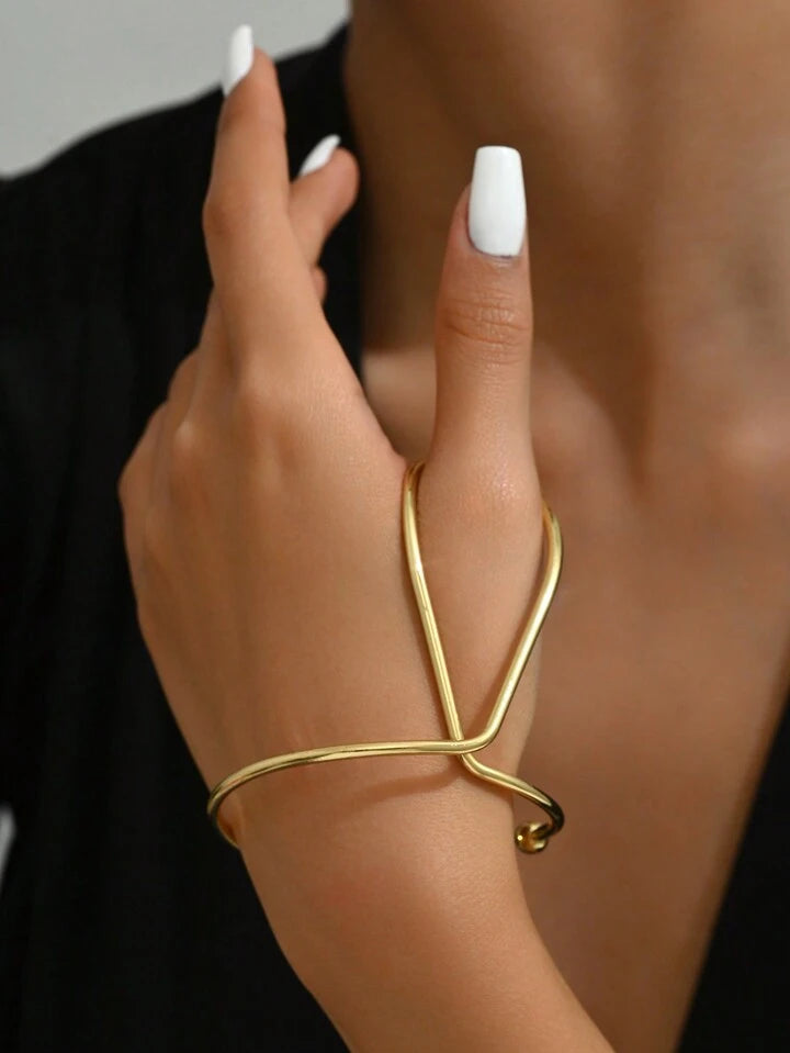 1pc Exaggerated Geometric Style Bracelet For Left Hand Women