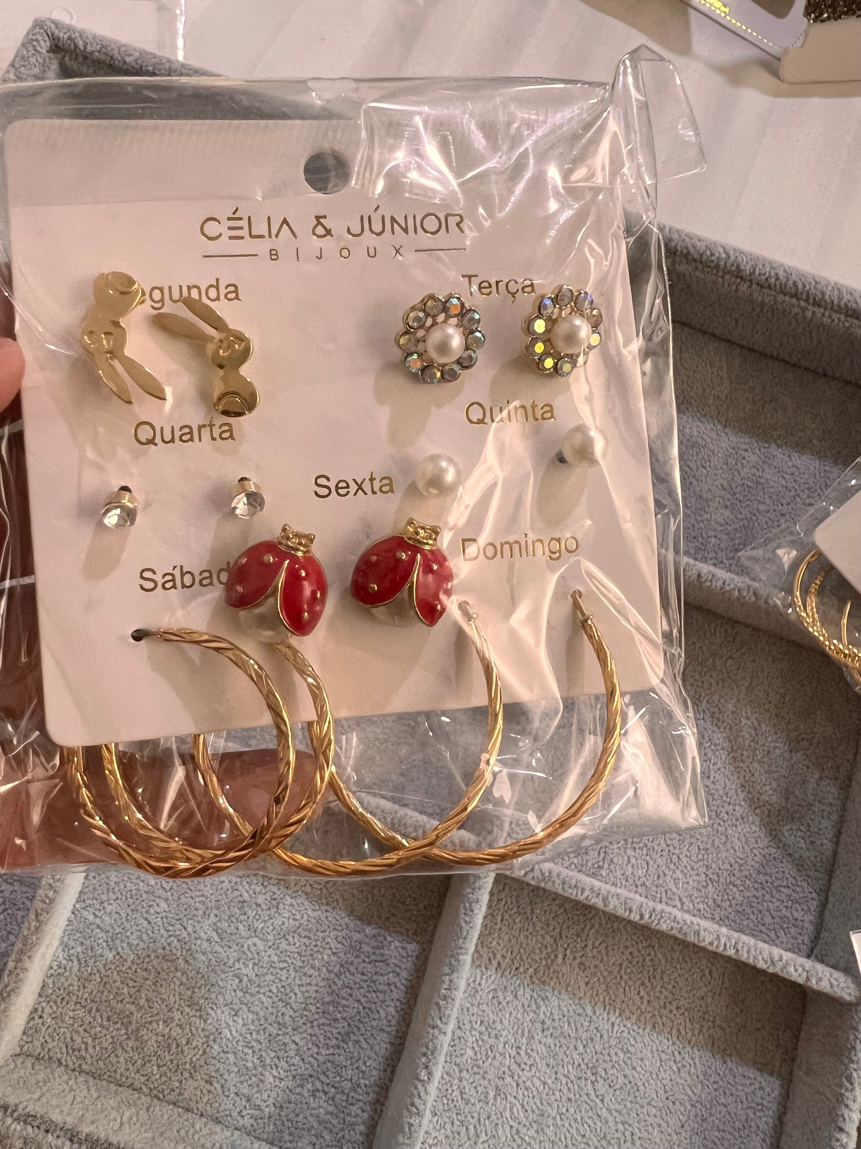 Earing Set 4