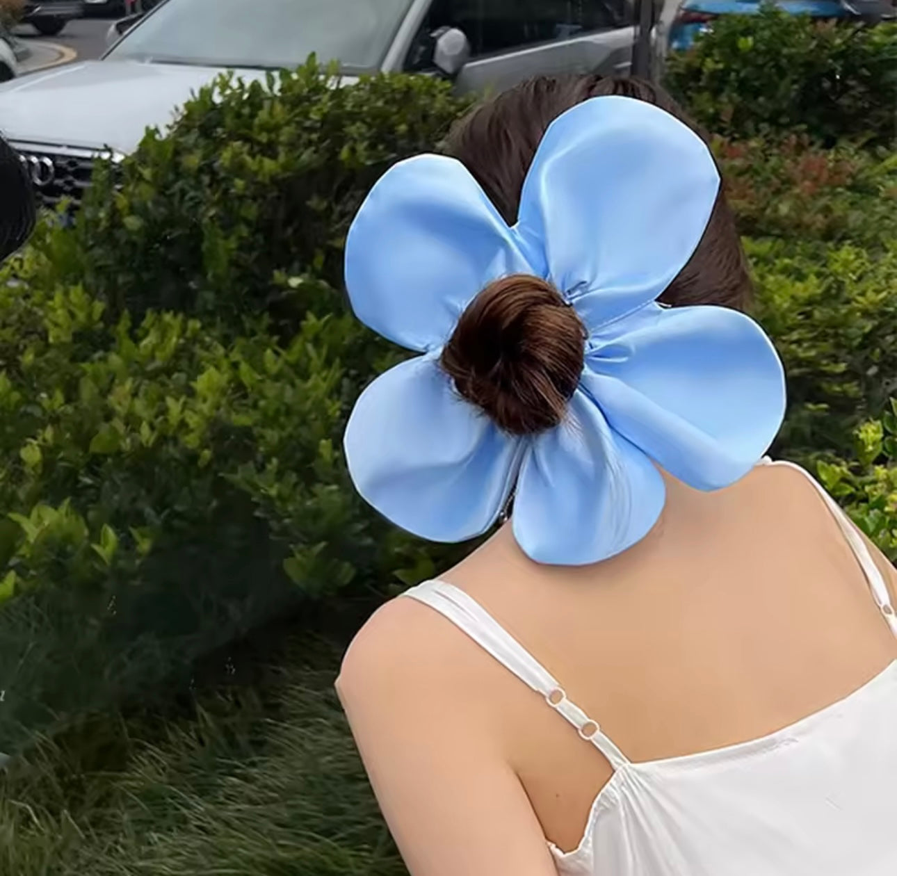 Flower clip