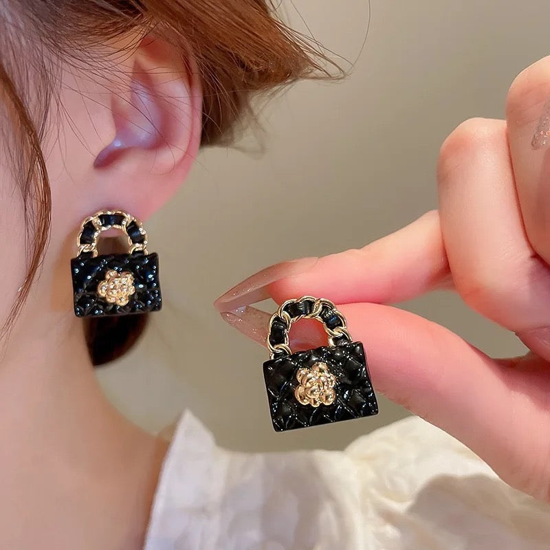 Bag earings