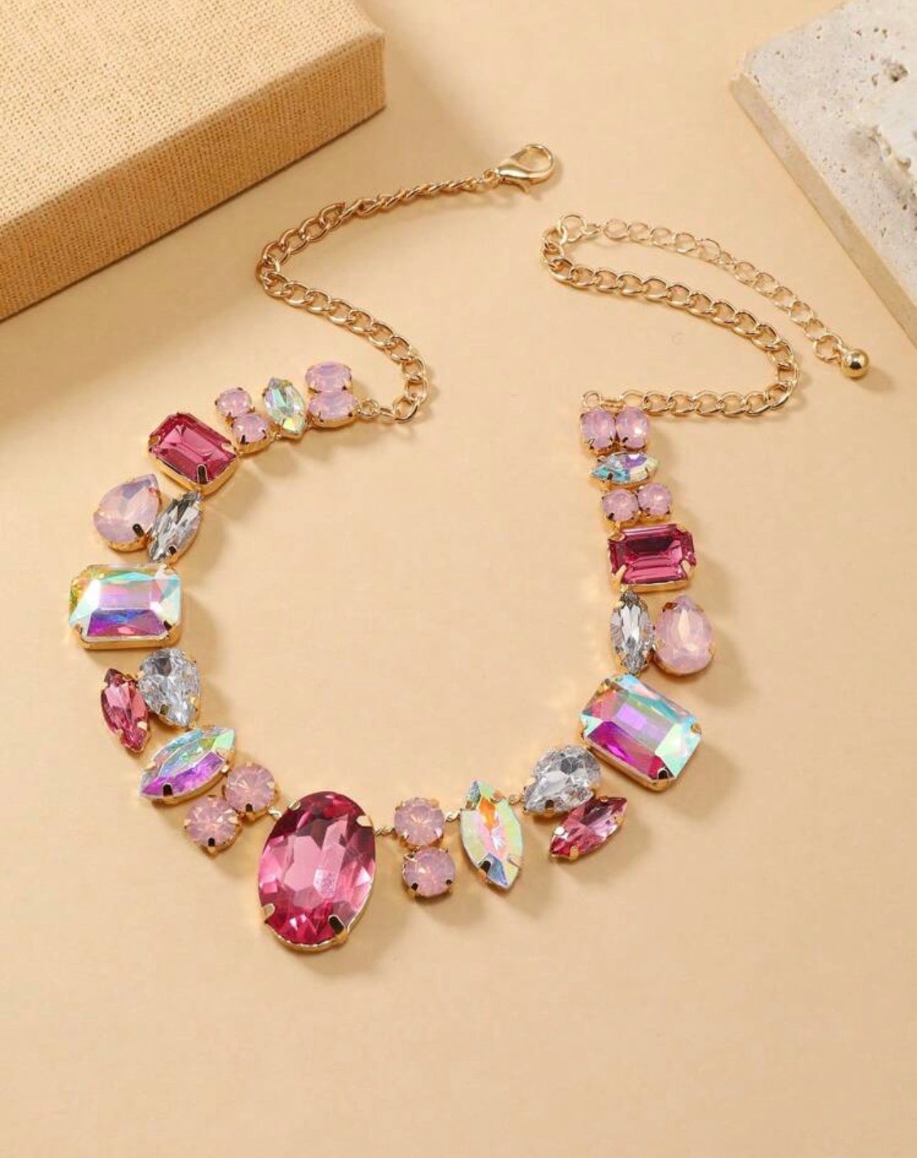 Pink stones necklace