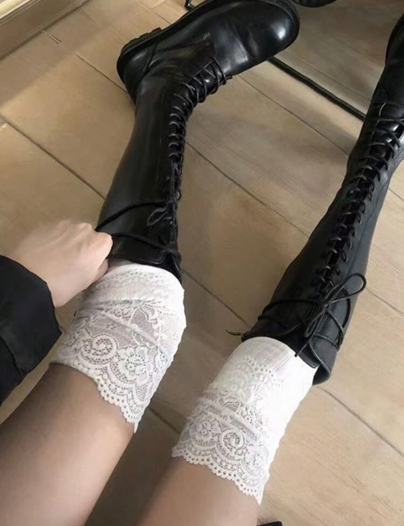 1 Pair Women Lace Trim White Knee High Socks, Comfortable And Versatile