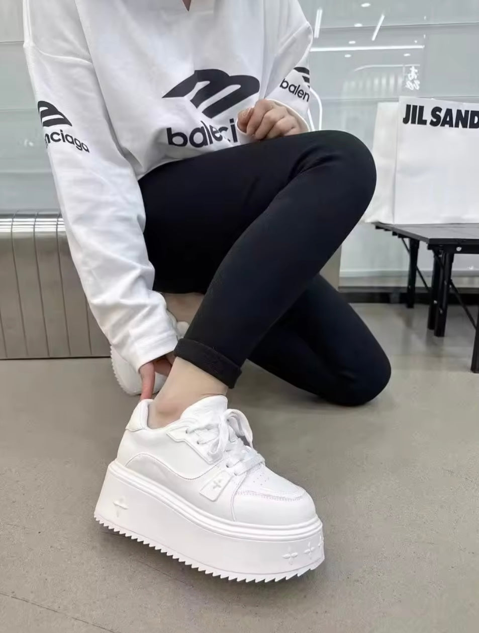 Edge shoes