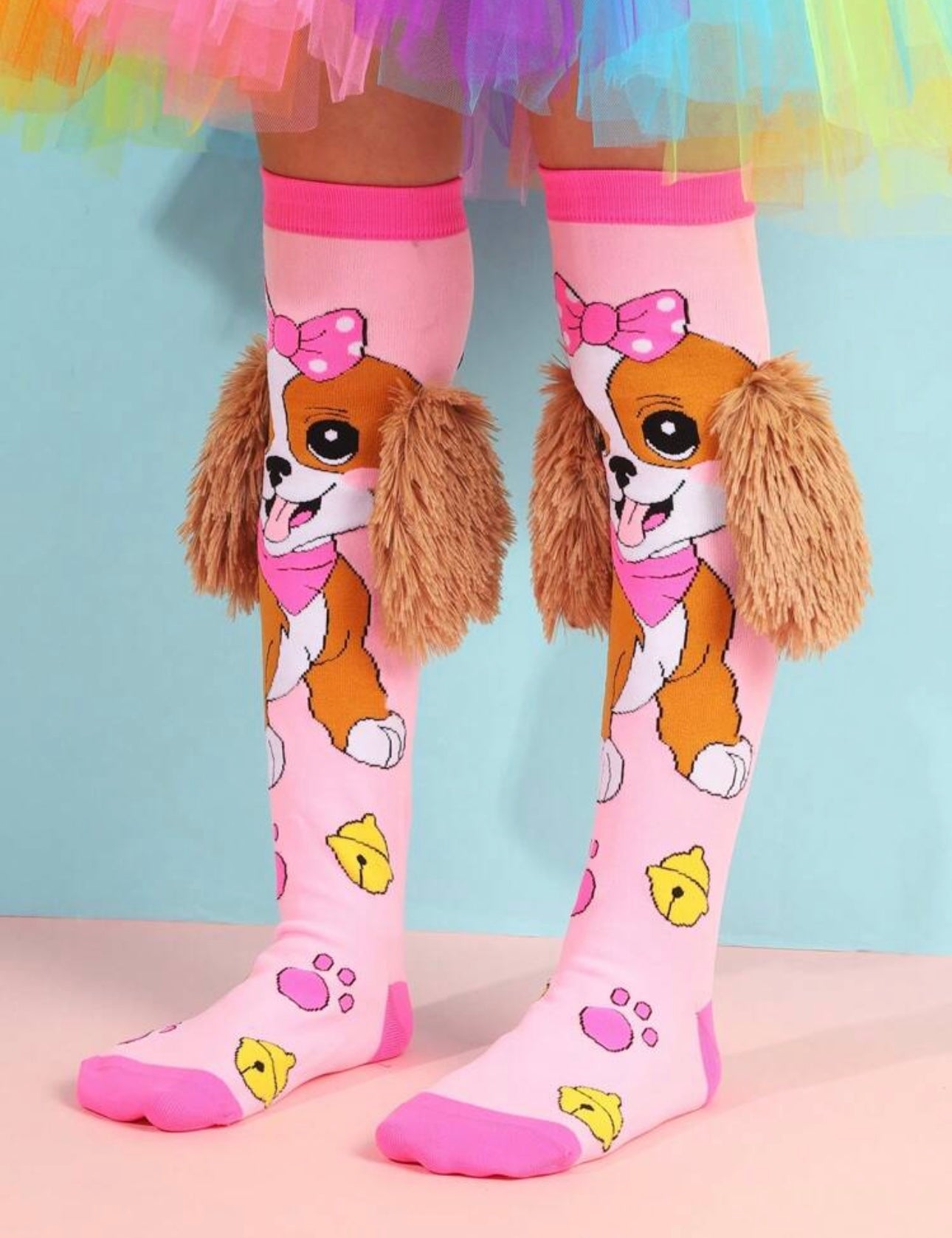 A Pair Of Cute AB Color Bell Dog Suitable For Daily Back To School Outfit Is A Pair Of Happy Socks.