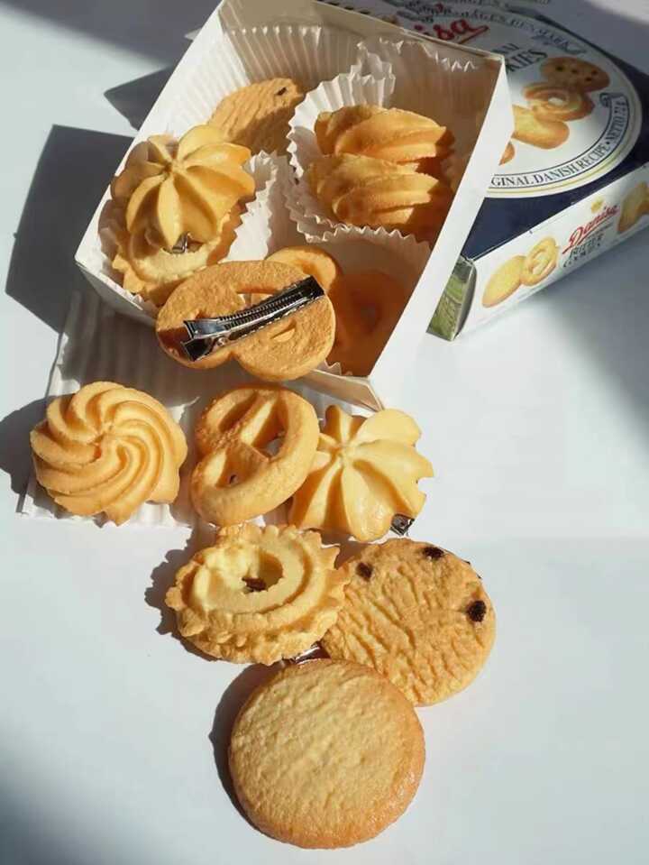 Cookie Hair Clip