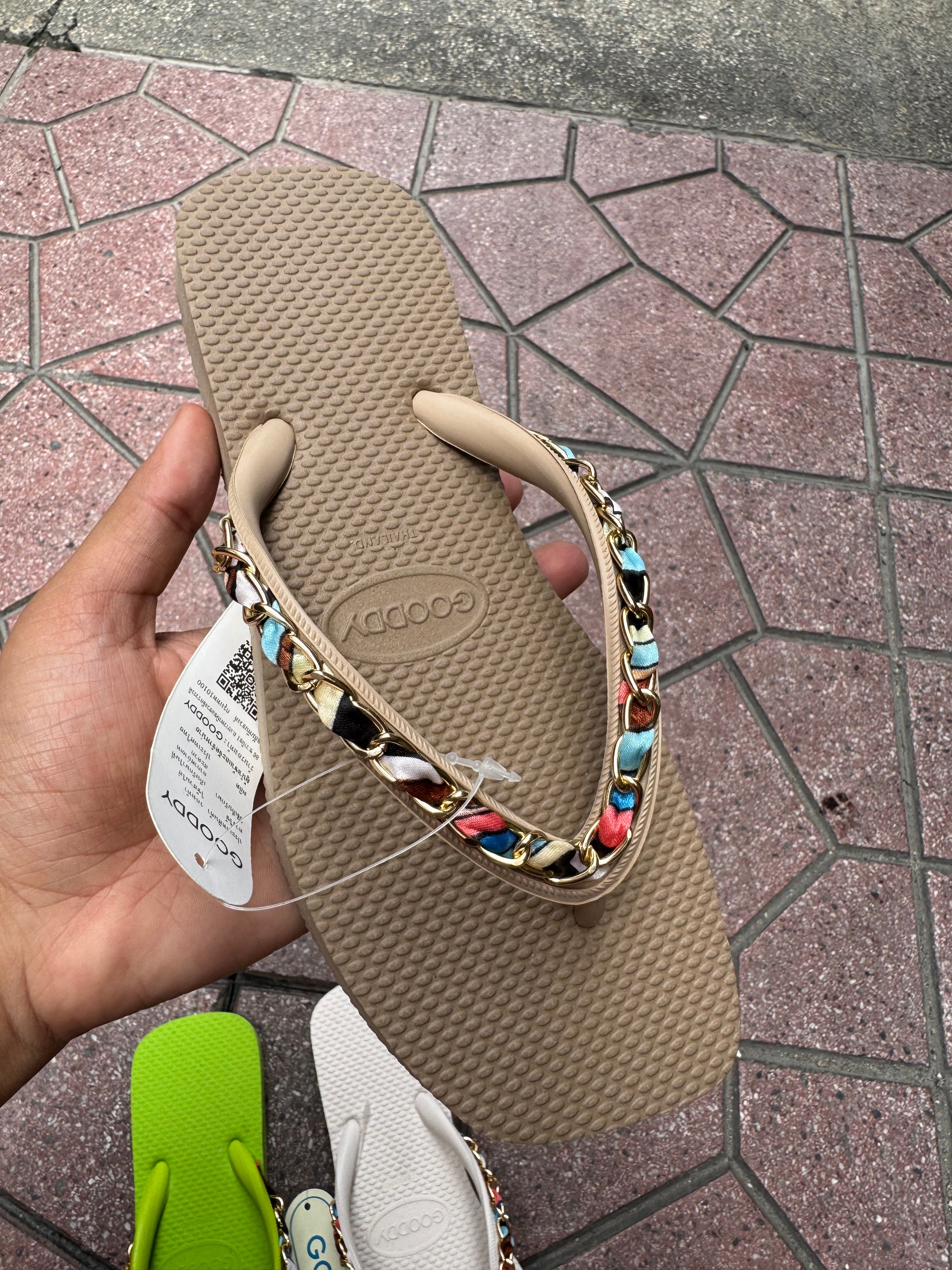 New plassy flats