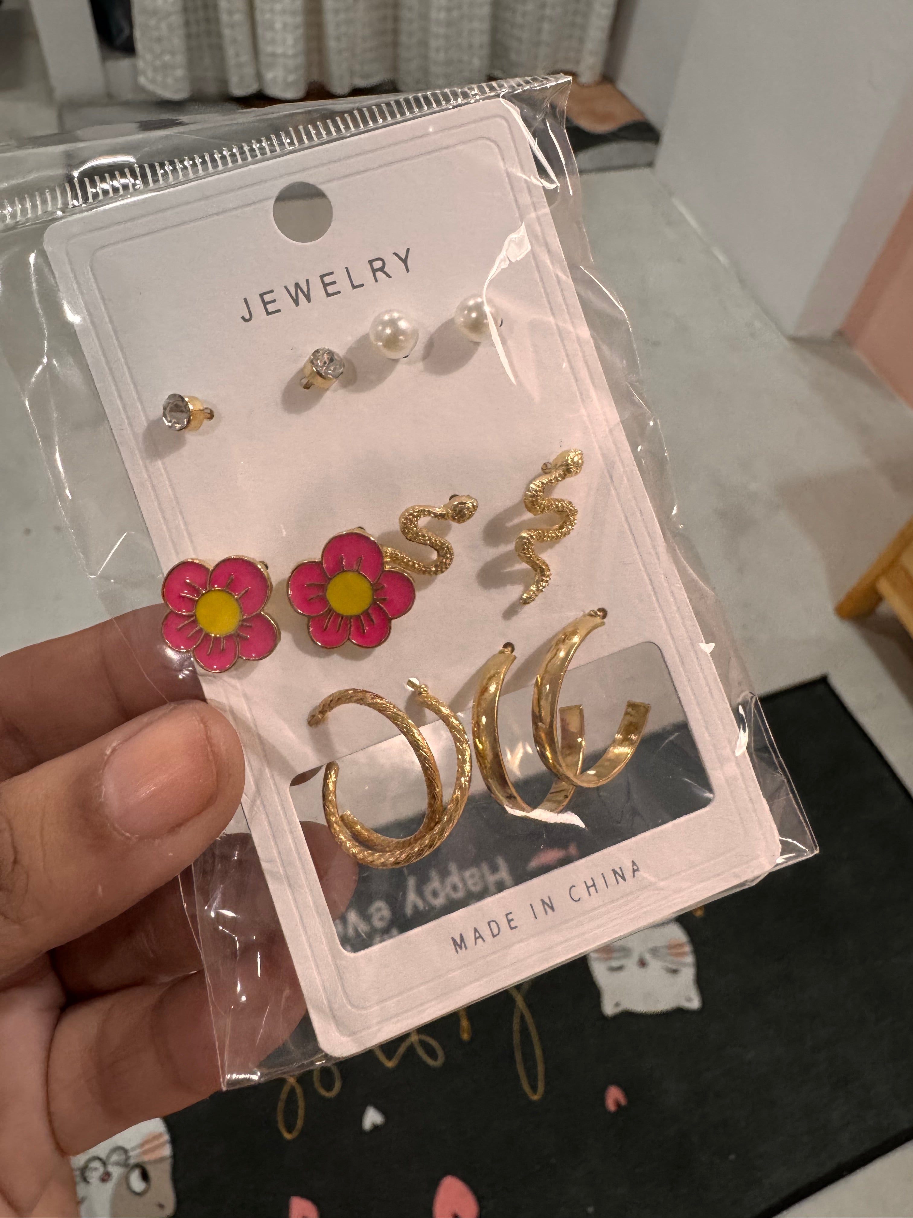 Earings pack