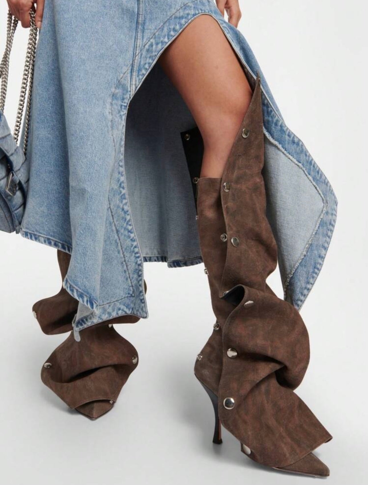 Suede paper boots