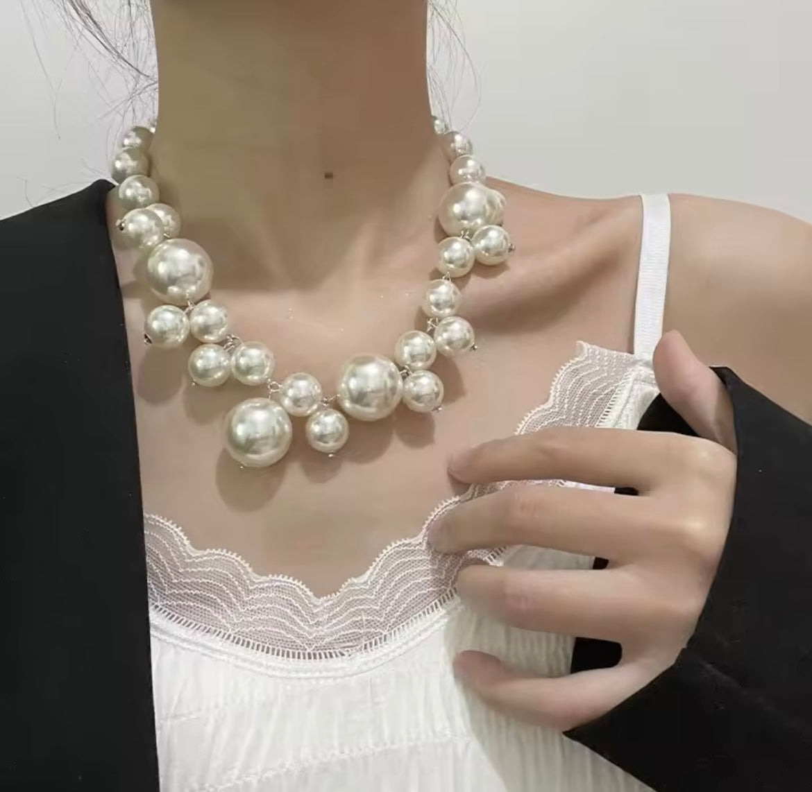 J6 Pearl Necklace