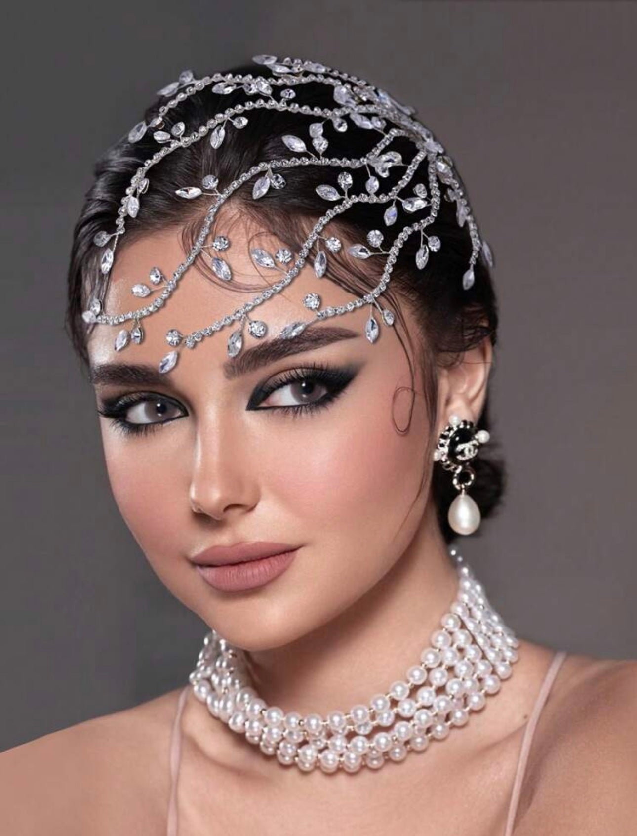 Rhinestone hair accessory