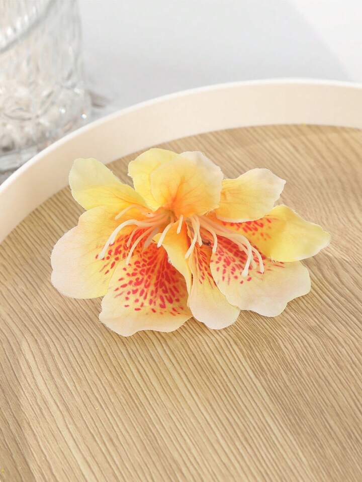 1pc Bohemian Style Artificial Lily Flower Hair Clip