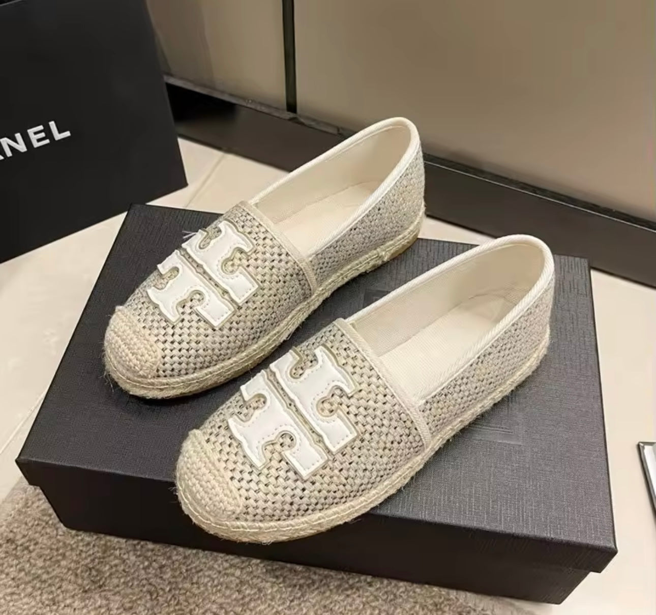 Jute loafers