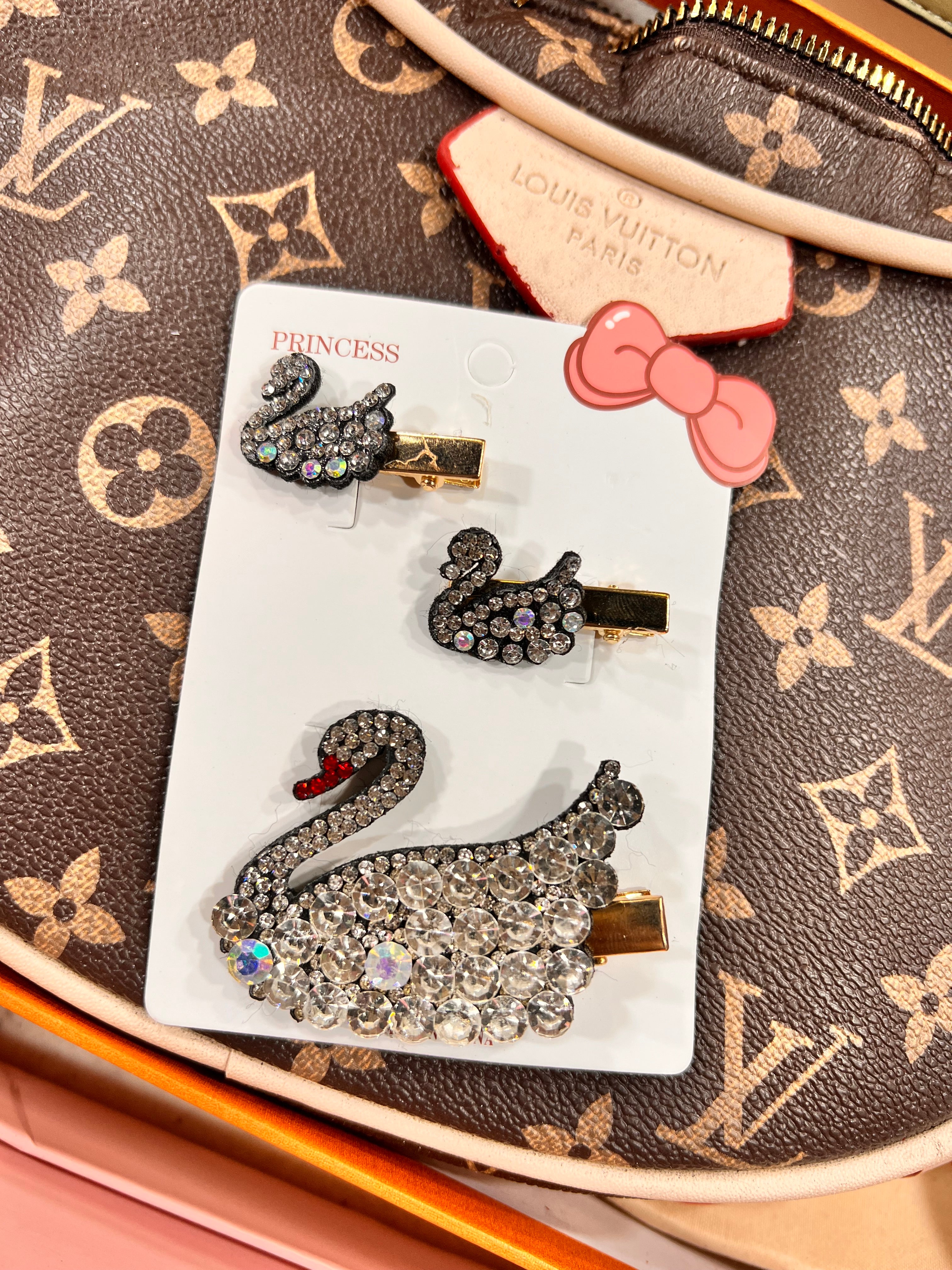 Swan Rhinestone Pin