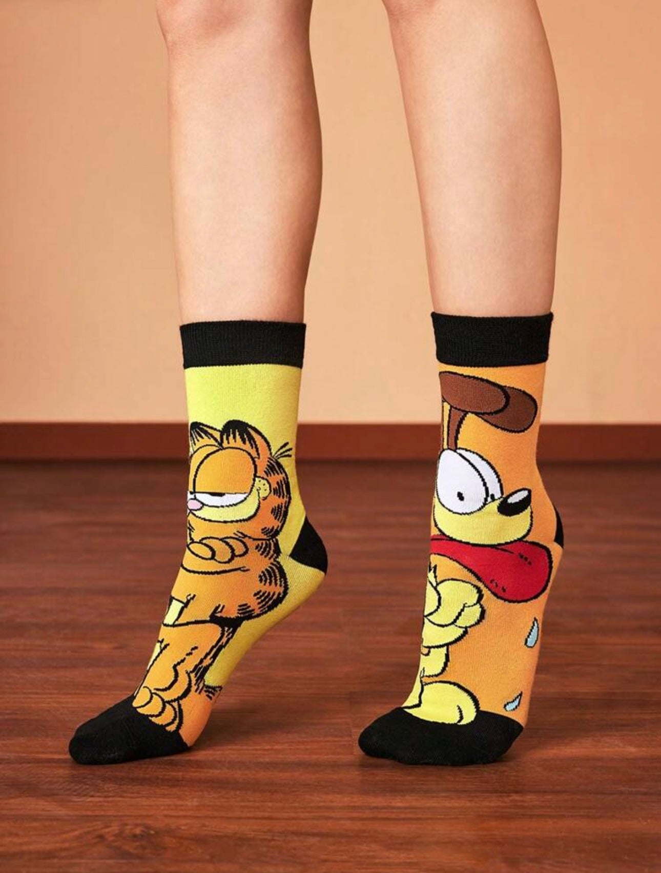 Garfield Mid Calf Socks