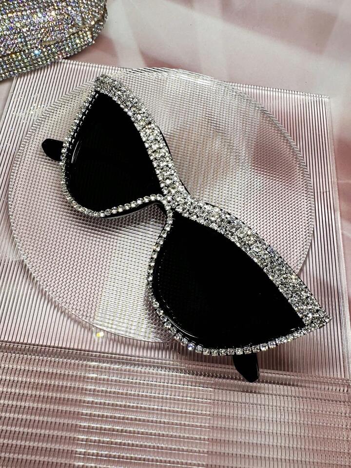 Zola Rhinestone Sunglases