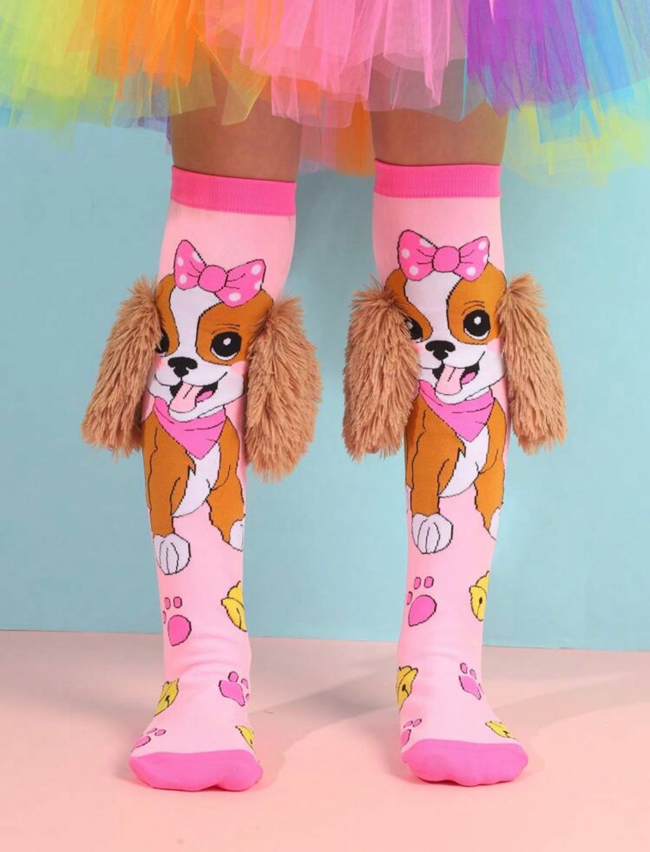 A Pair Of Cute AB Color Bell Dog Suitable For Daily Back To School Outfit Is A Pair Of Happy Socks.