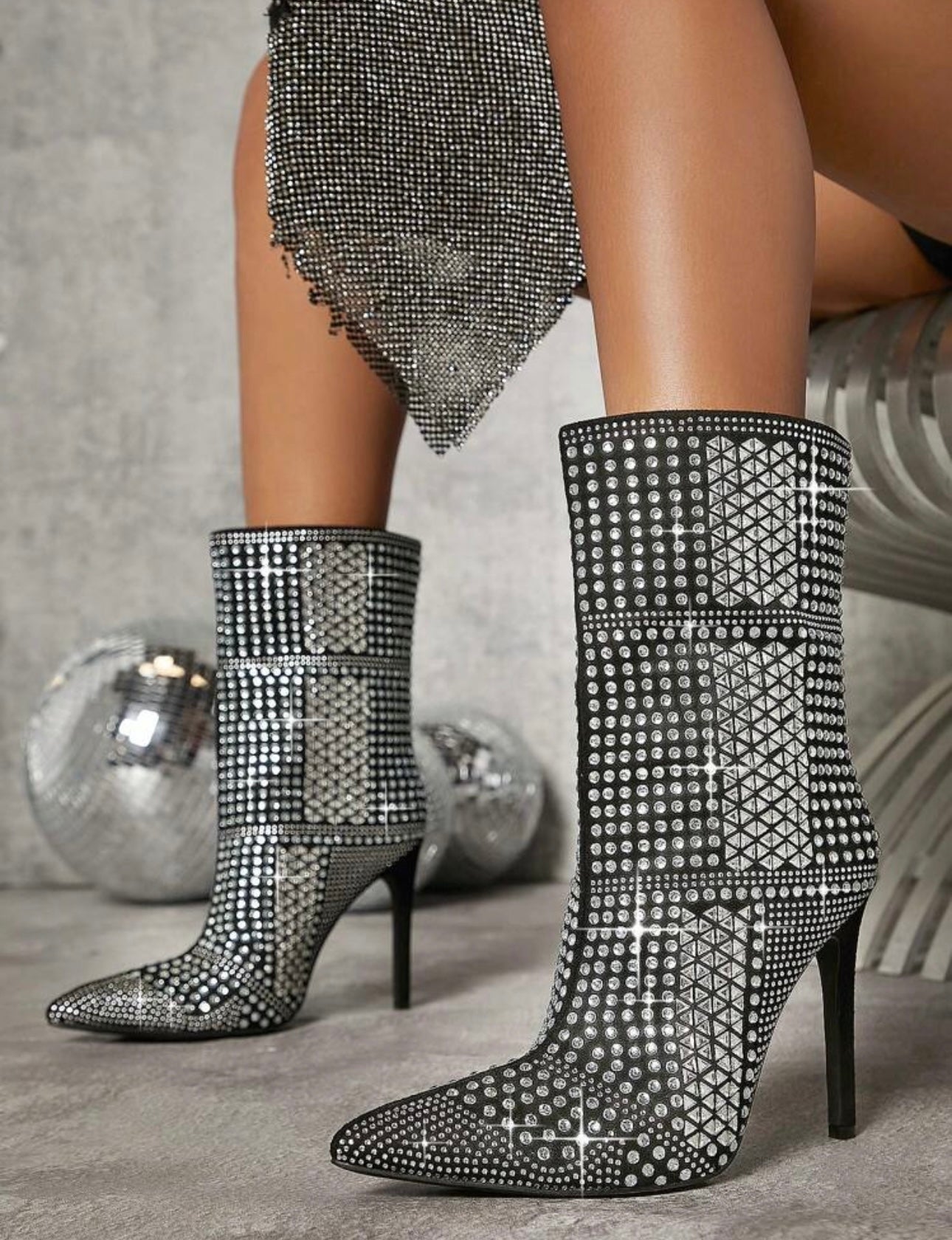 Rhinestone Decor Pointy Toe Stiletto Heeled Boots