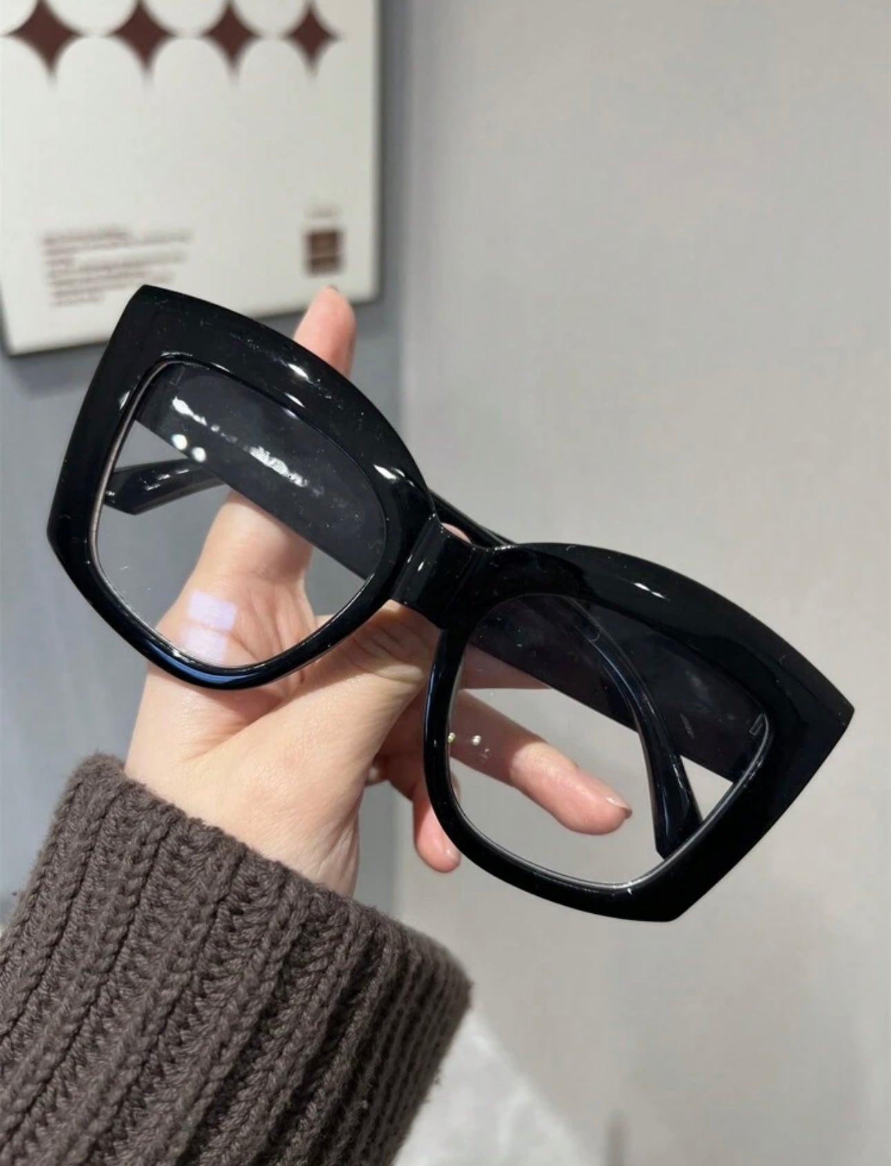 One Pair Of Cat Eye Women High-End Outdoor Street Fashion EyeGlasses Accessories For Women
