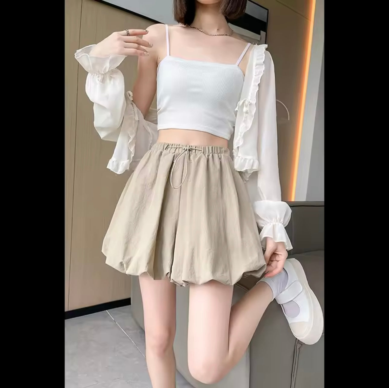 Short Baloon Skirt