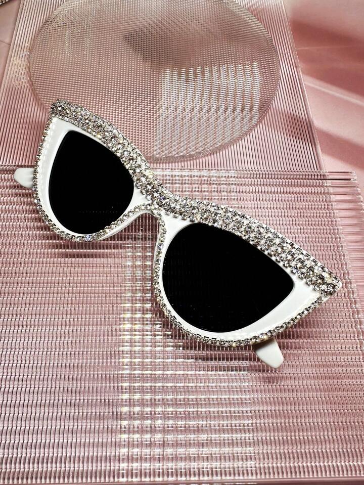 Zola Rhinestone Sunglases