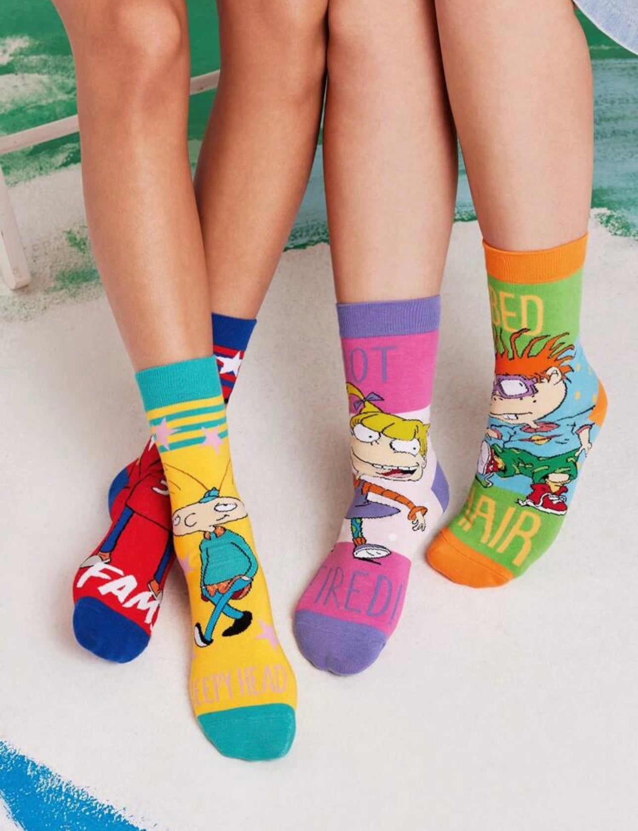 Nick 90s 2pcs/Set Women 90s Asymmetrical Cartoon Graphic Crew Socks