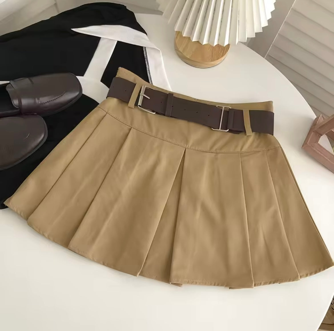 Broad Belt Skirt