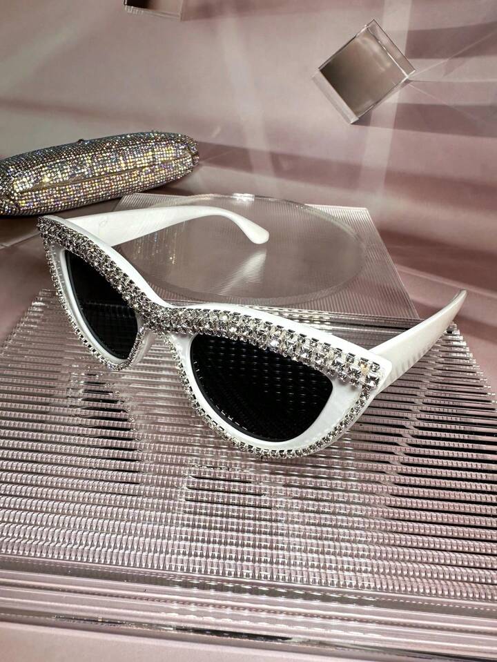 Zola Rhinestone Sunglases