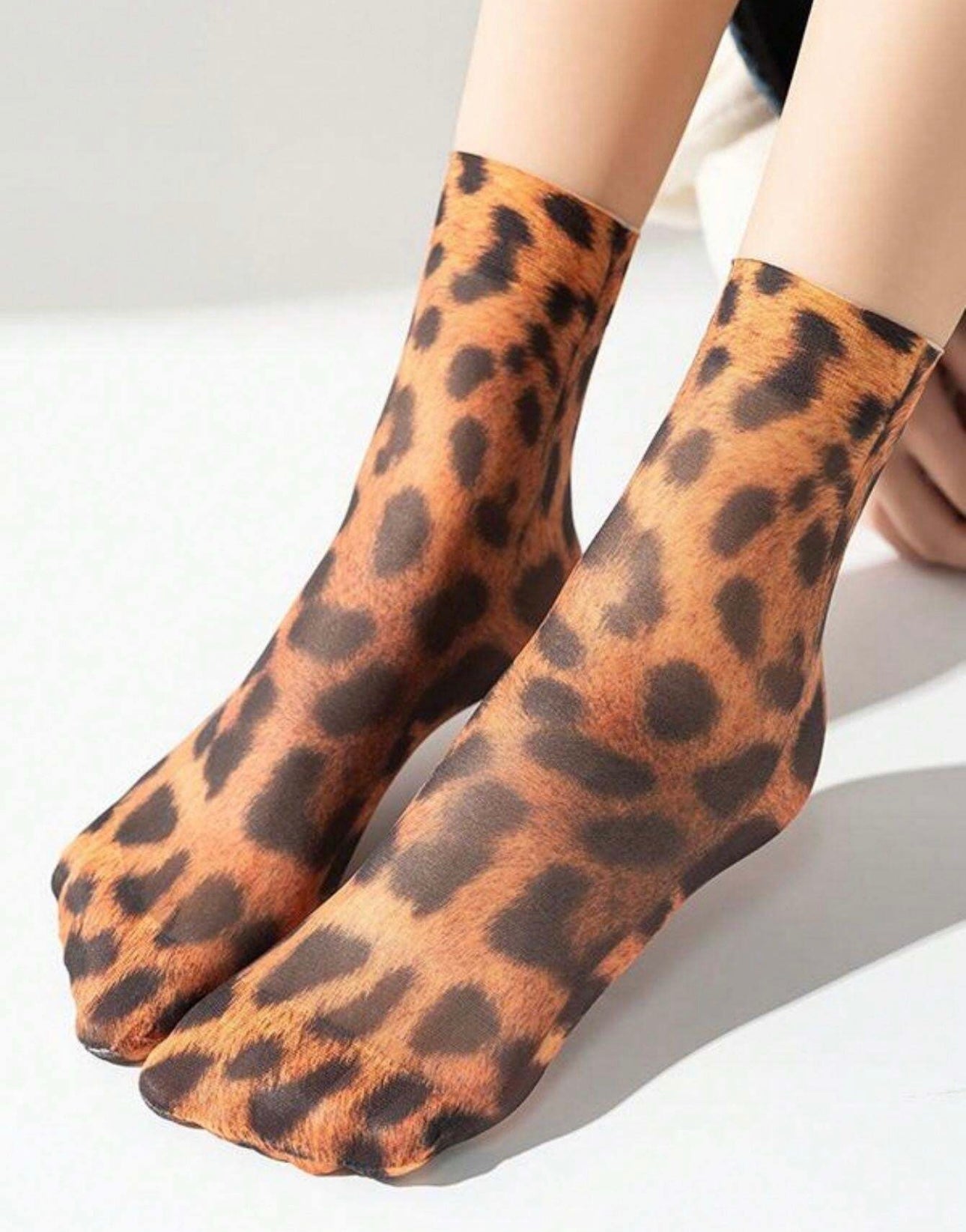 4 pair chic socks
