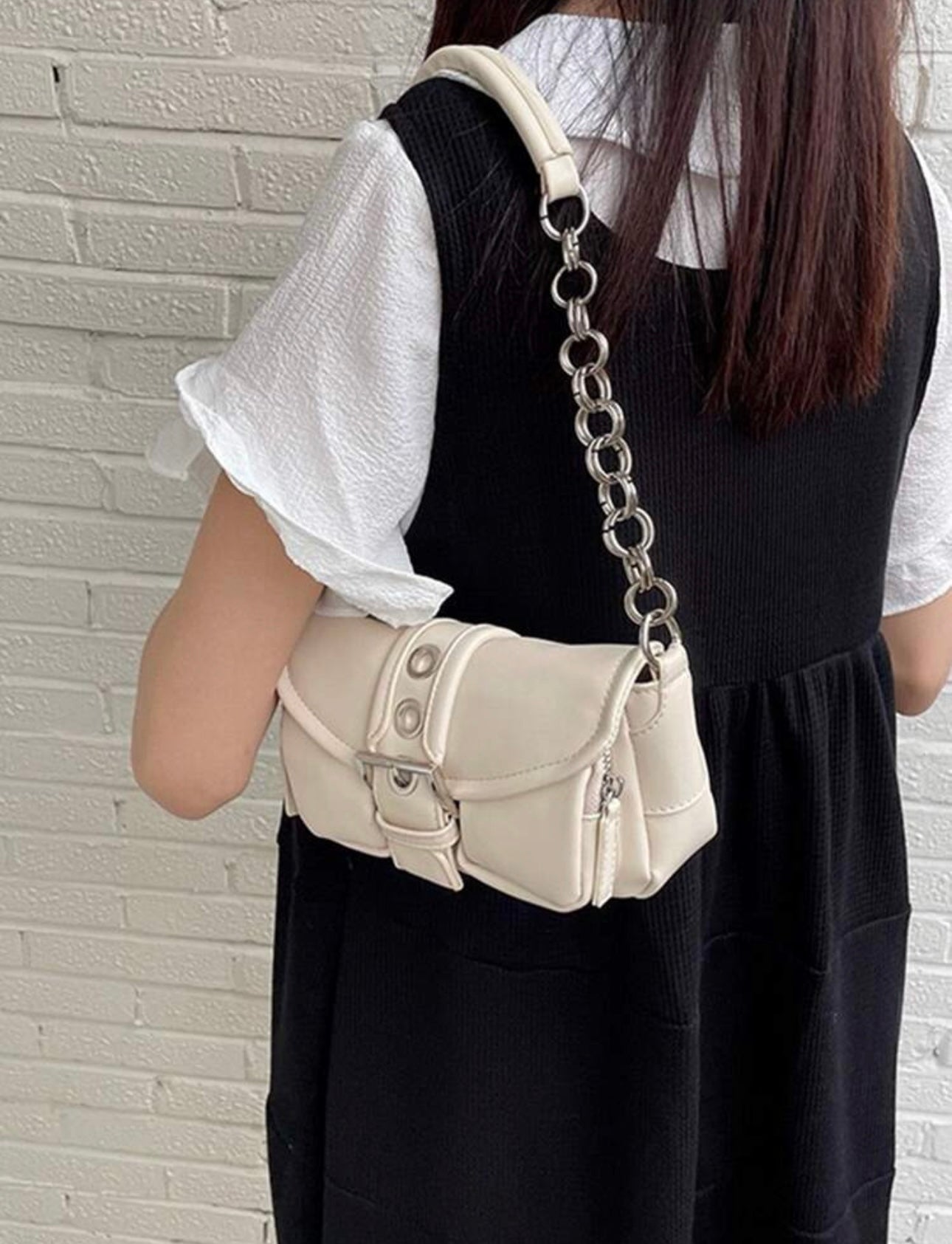 Vintage Soft Leather Motorcycle Bag, Unique And Versatile Style, Large Capacity With Multiple Front Pockets
