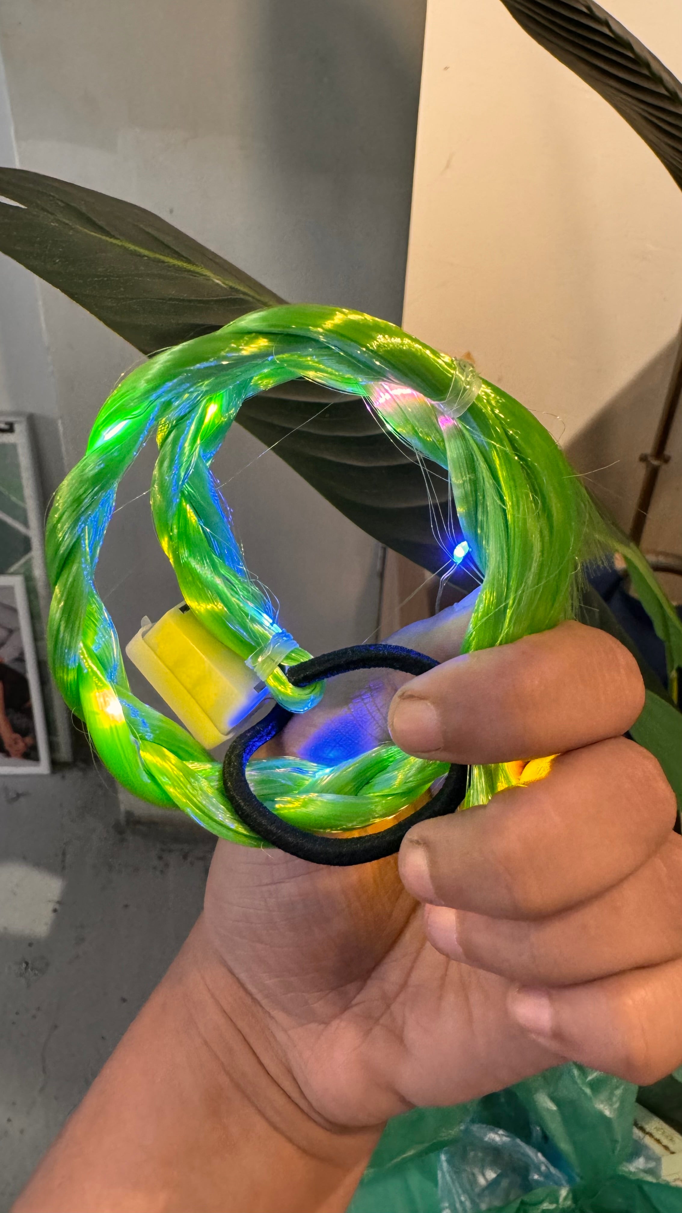 Led rubber band with ponny