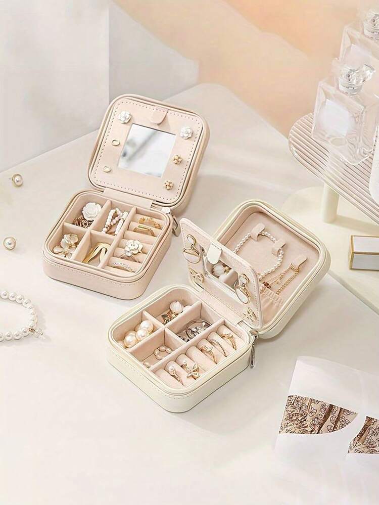 Square shaped jewellery box