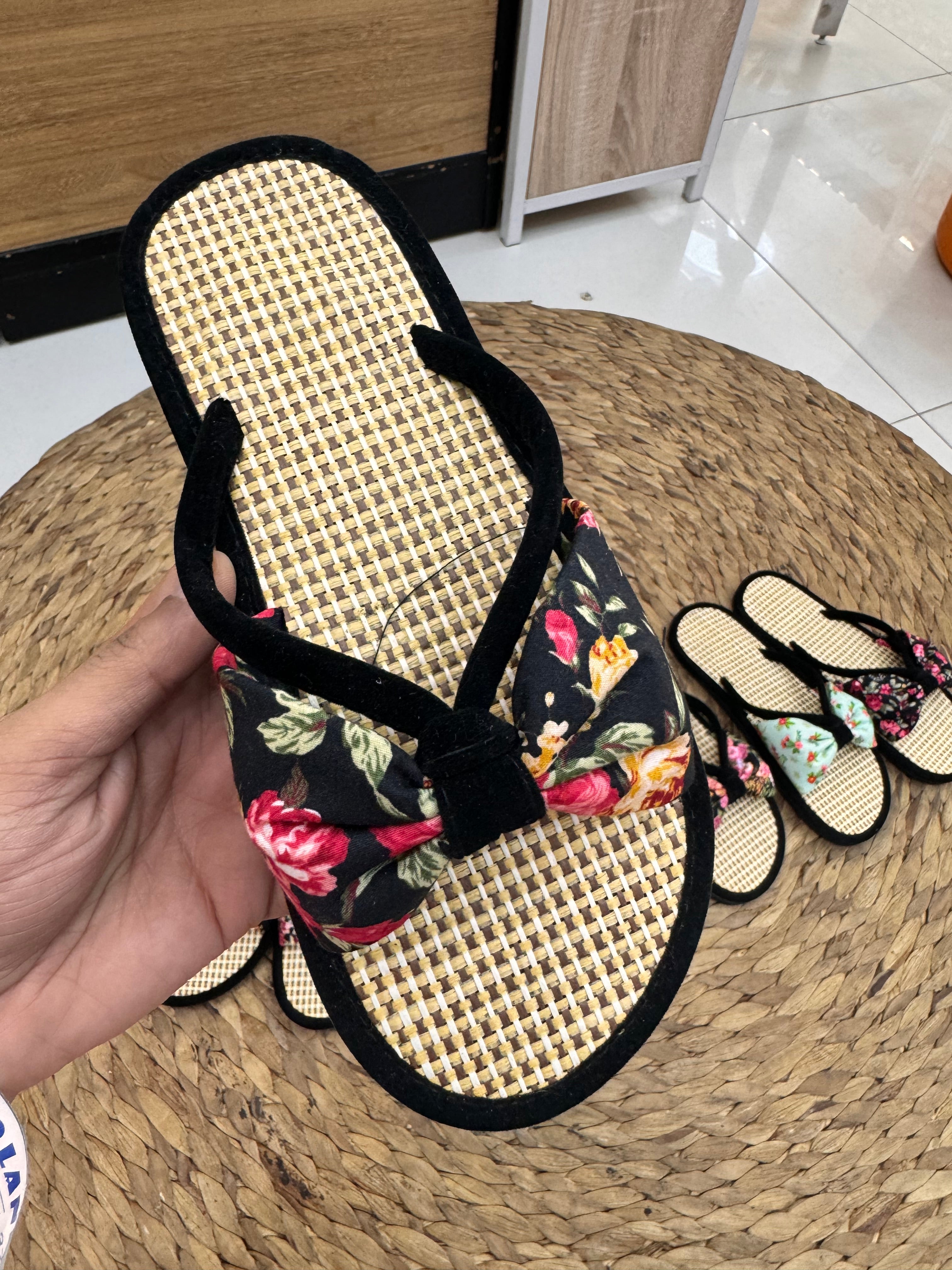 Floral beach flips