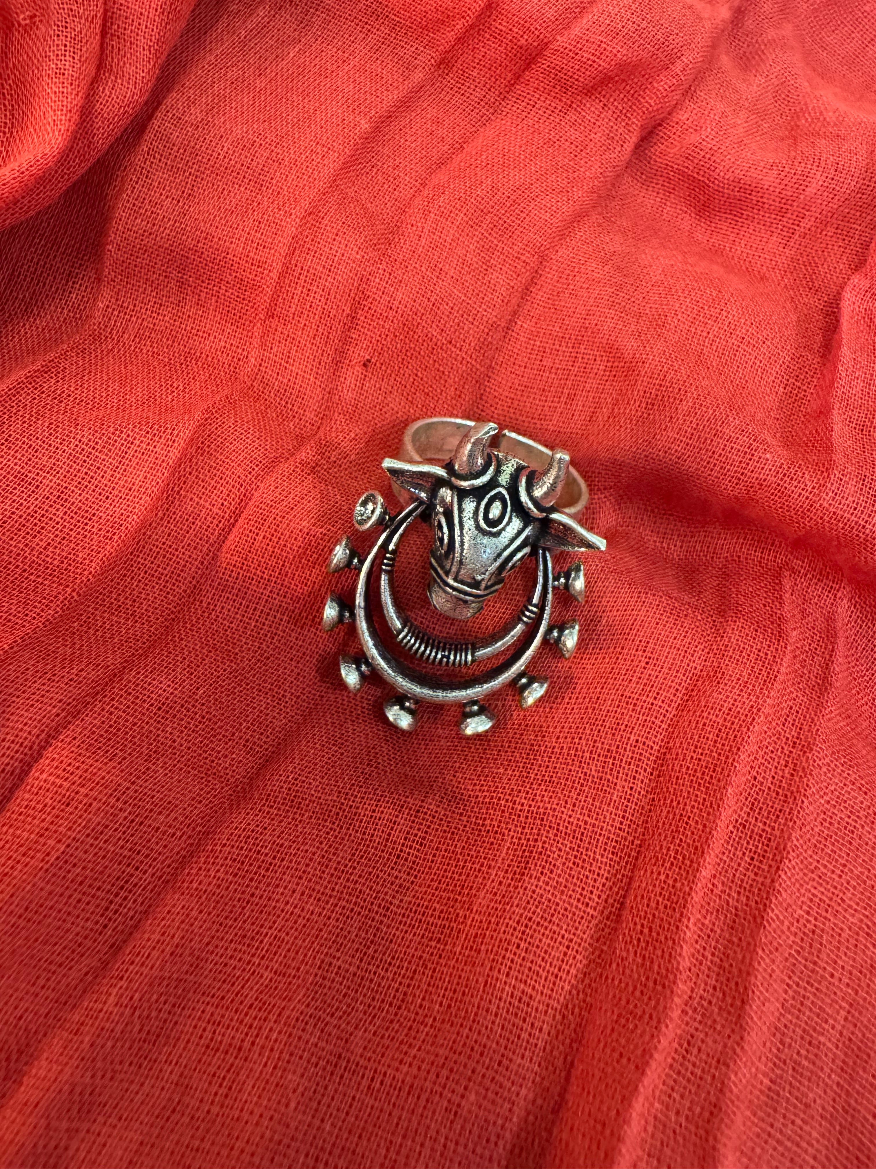 Metal Figure rings