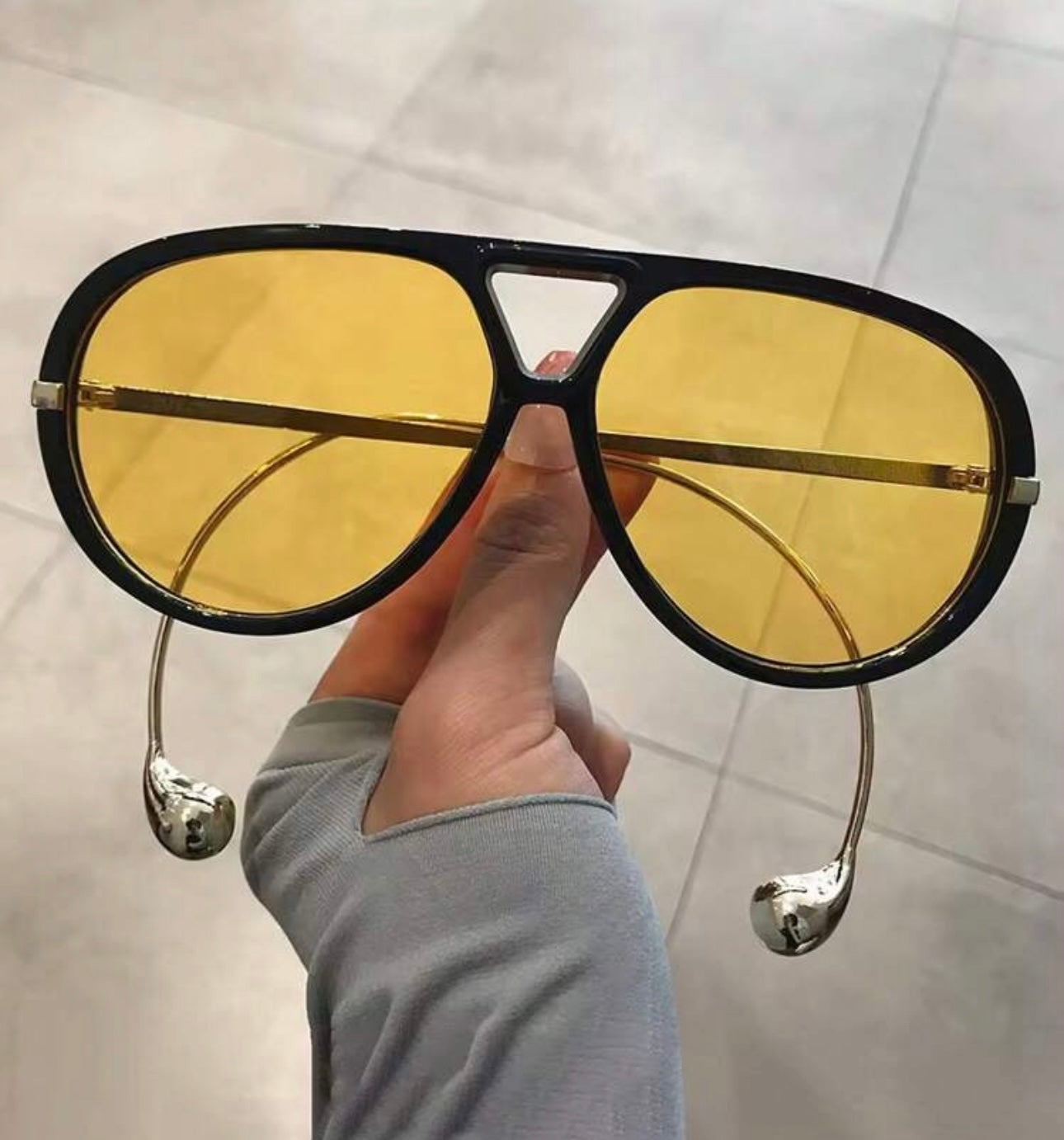 Vintage era sunglases